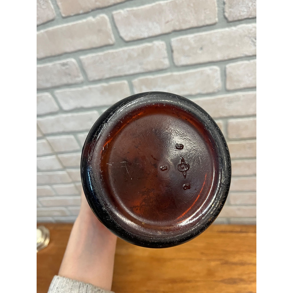 Vintage Bub's Beer Bottle Peter Bub Brewing Co. Winona MN One Half Gallon Picnic