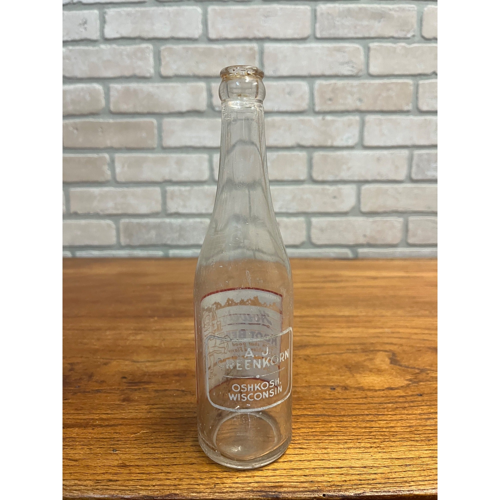 Vintage Howel's Root Beer Glass Soda Bottle Oshkosh Wisconsin Wis ACL AJ Greenkorn