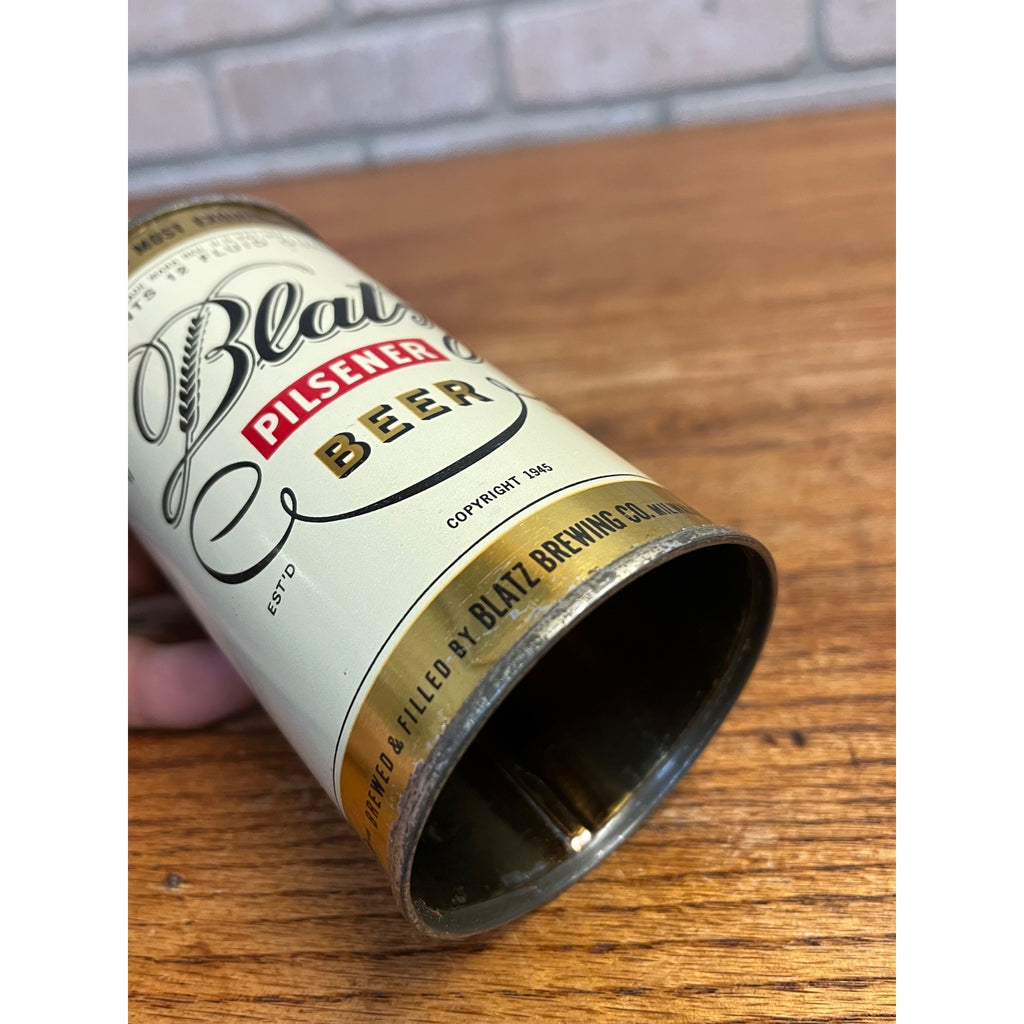 NEAR MINT Blatz Pilsner Beer Flat Top Can Milwaukee 1945 - Near Mint