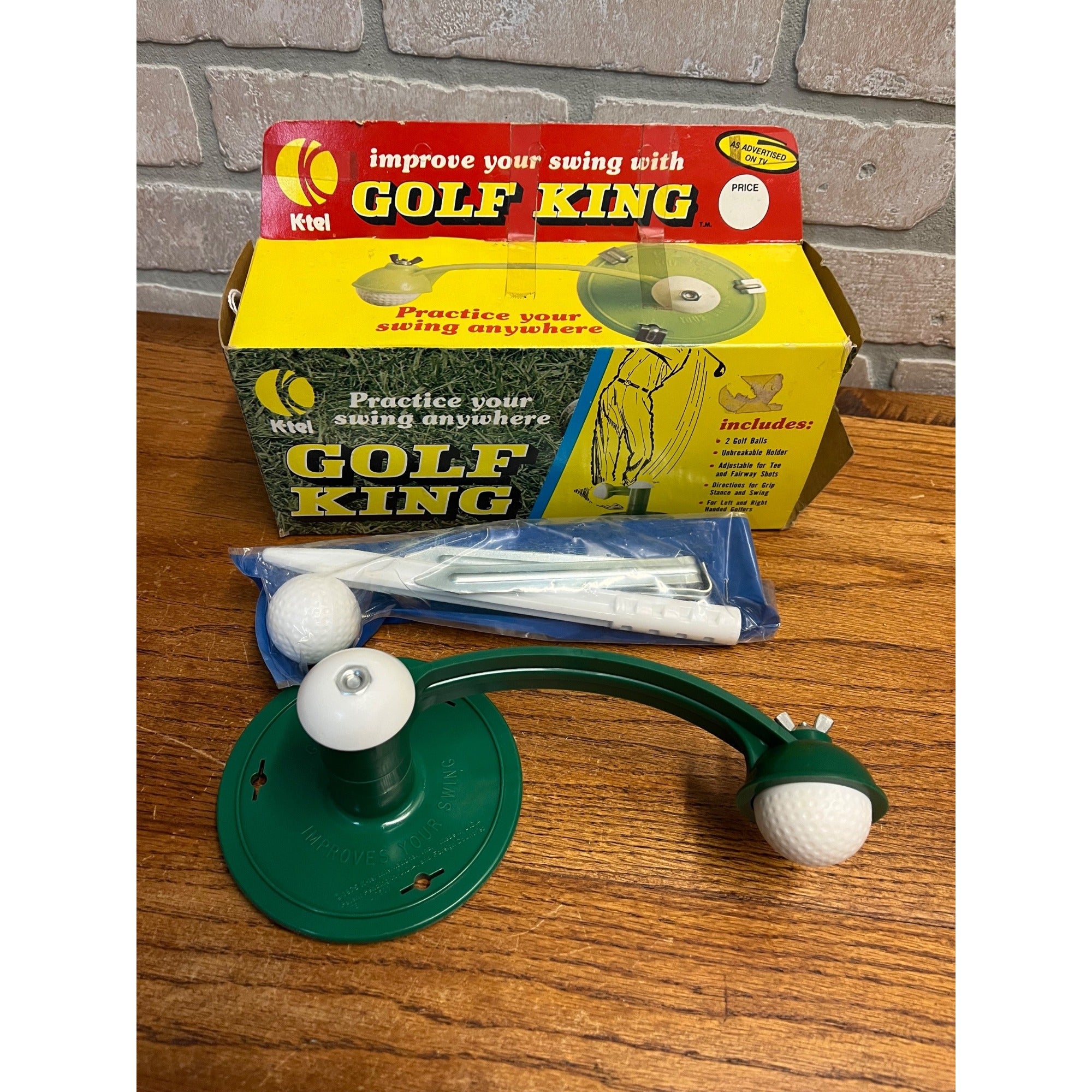 Golf King 1975 K-Tel Swing Practice Gizmo Ball Holder Adustable Tee Vintage