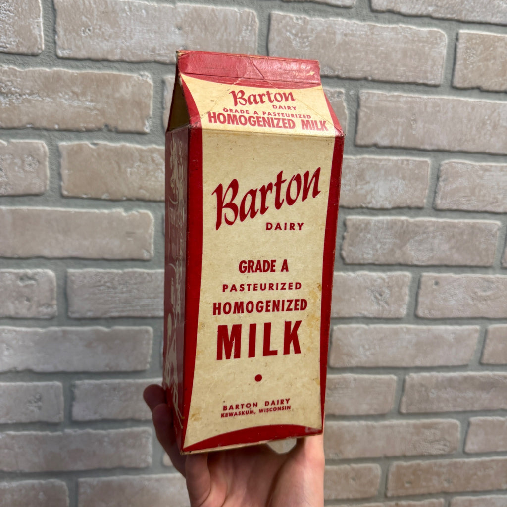 RARE Vintage Barton Wisconsin Dairy Milk Wax Paper Carton Kewaskum Half Gal