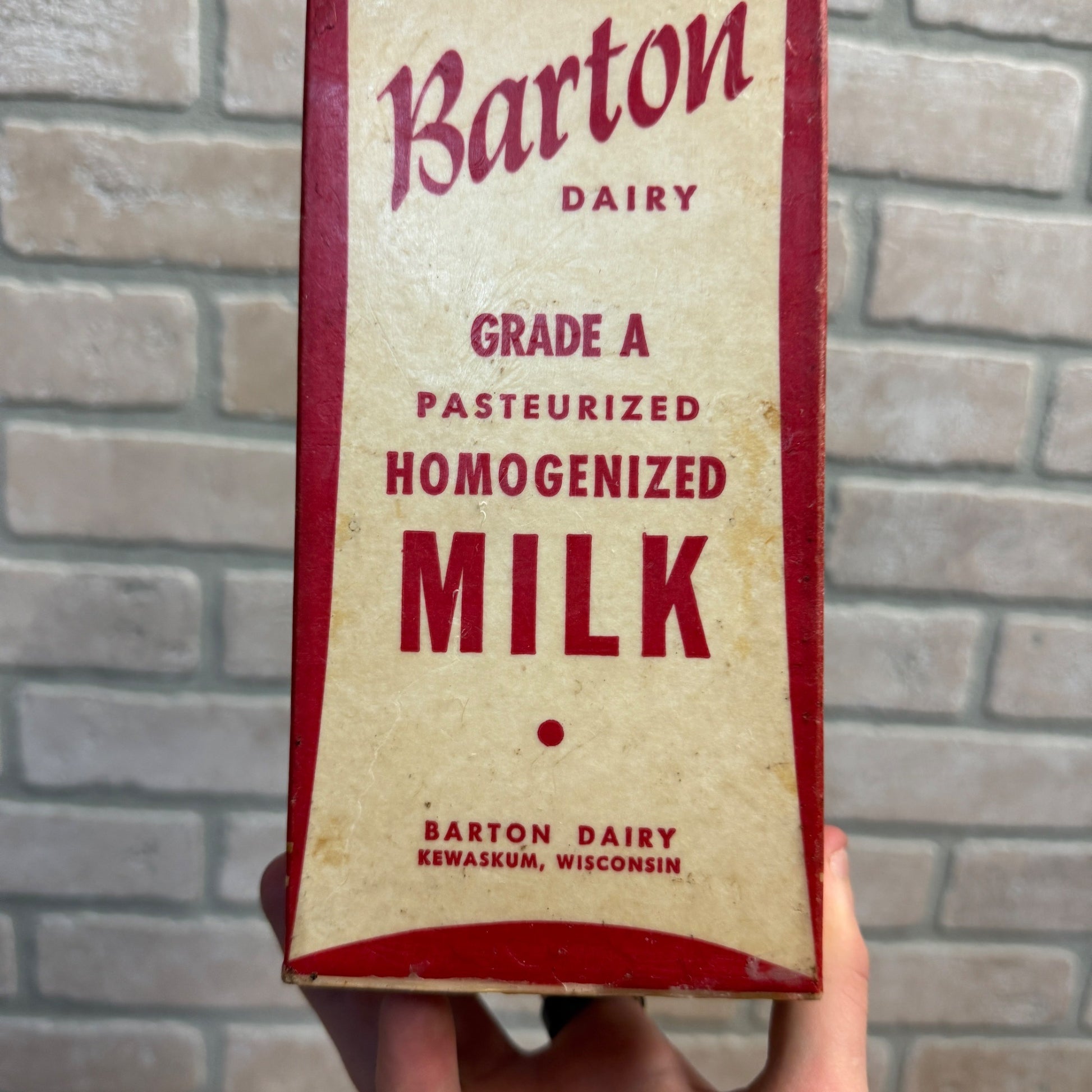 RARE Vintage Barton Wisconsin Dairy Milk Wax Paper Carton Kewaskum Half Gal