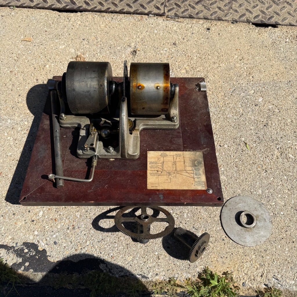 Victrola Victor Talking Machine Phonograph Motor Board Assembly Model XVI
