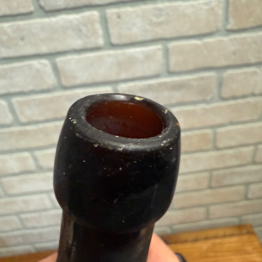 Antique Amber E.L. Husting Milwaukee Wisconsin Beer Bottle I.G. Co