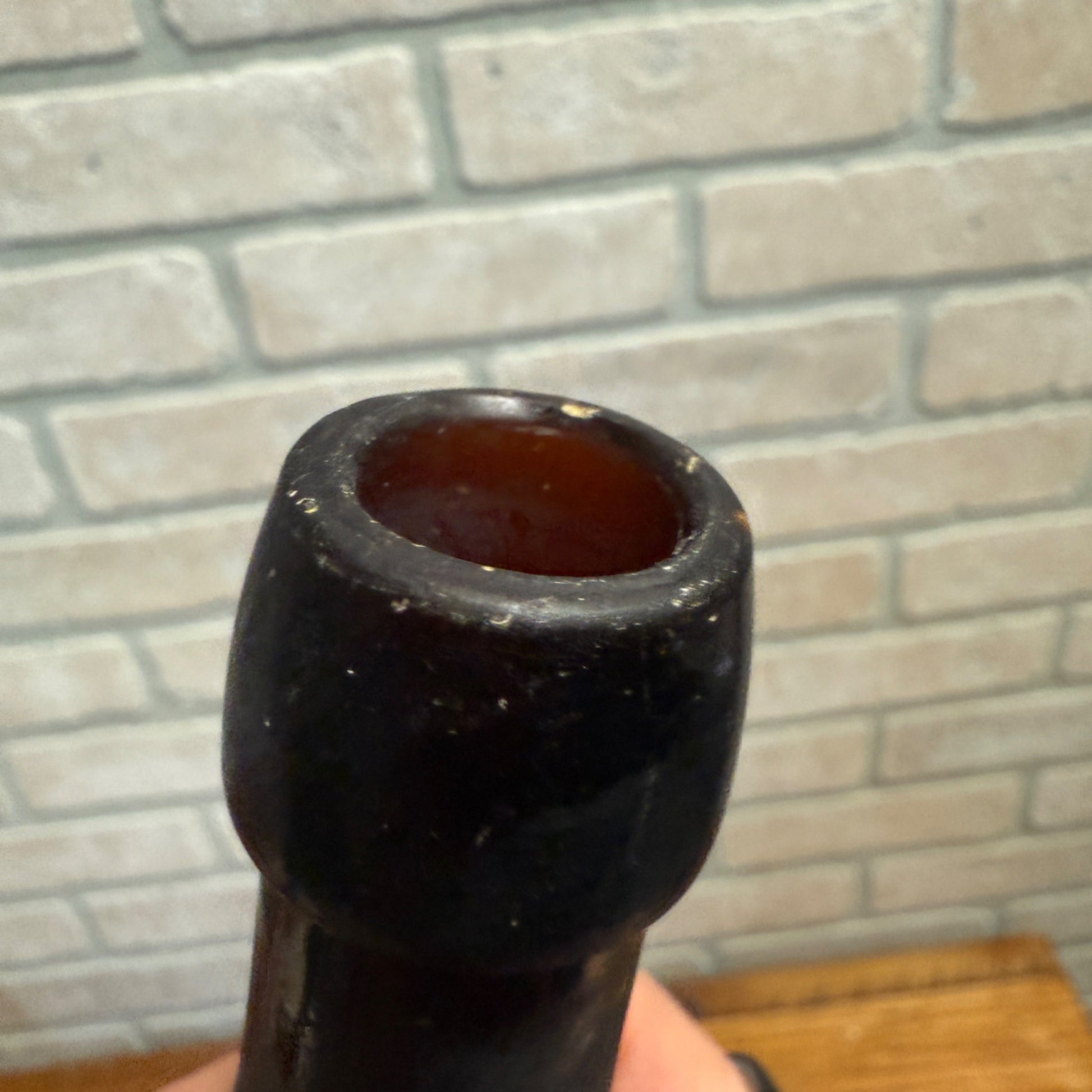 Antique Amber E.L. Husting Milwaukee Wisconsin Beer Bottle I.G. Co