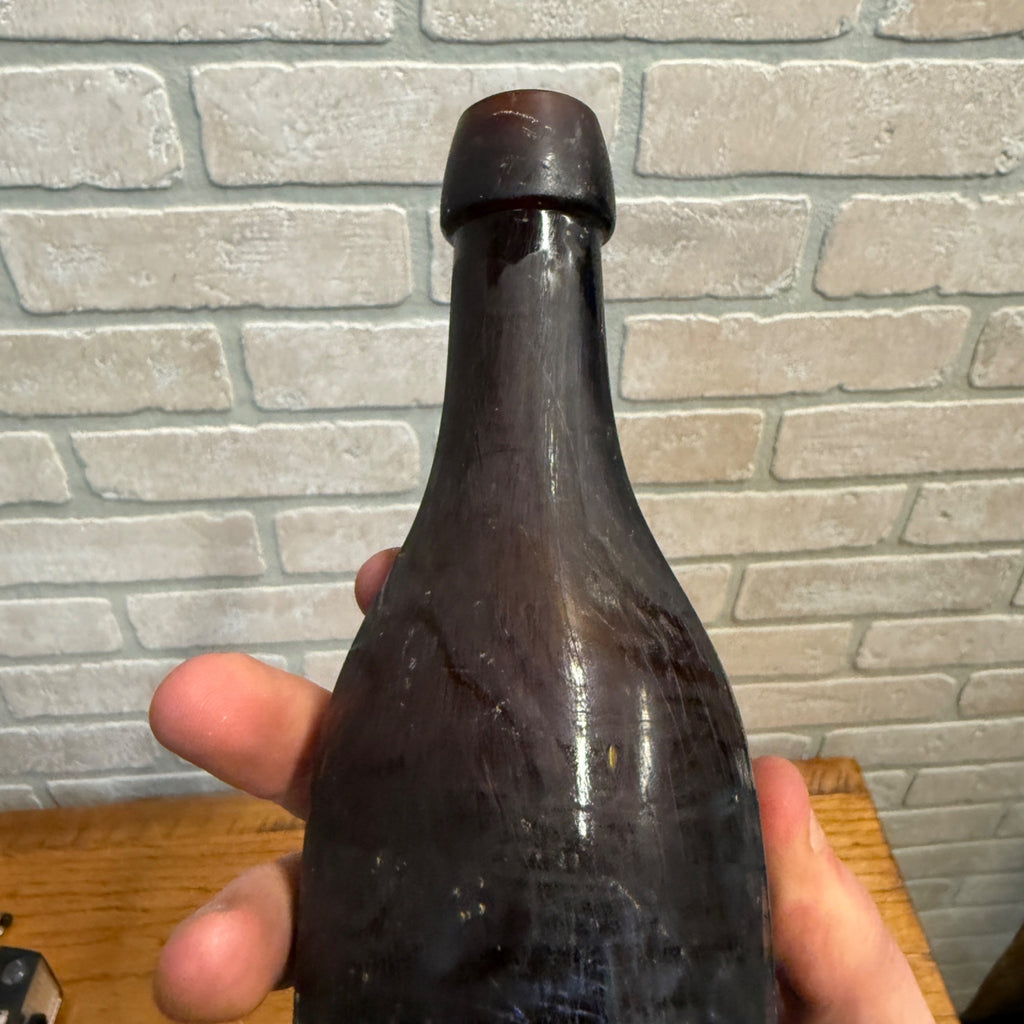 Antique Amber E.L. Husting Milwaukee Wisconsin Beer Bottle I.G. Co