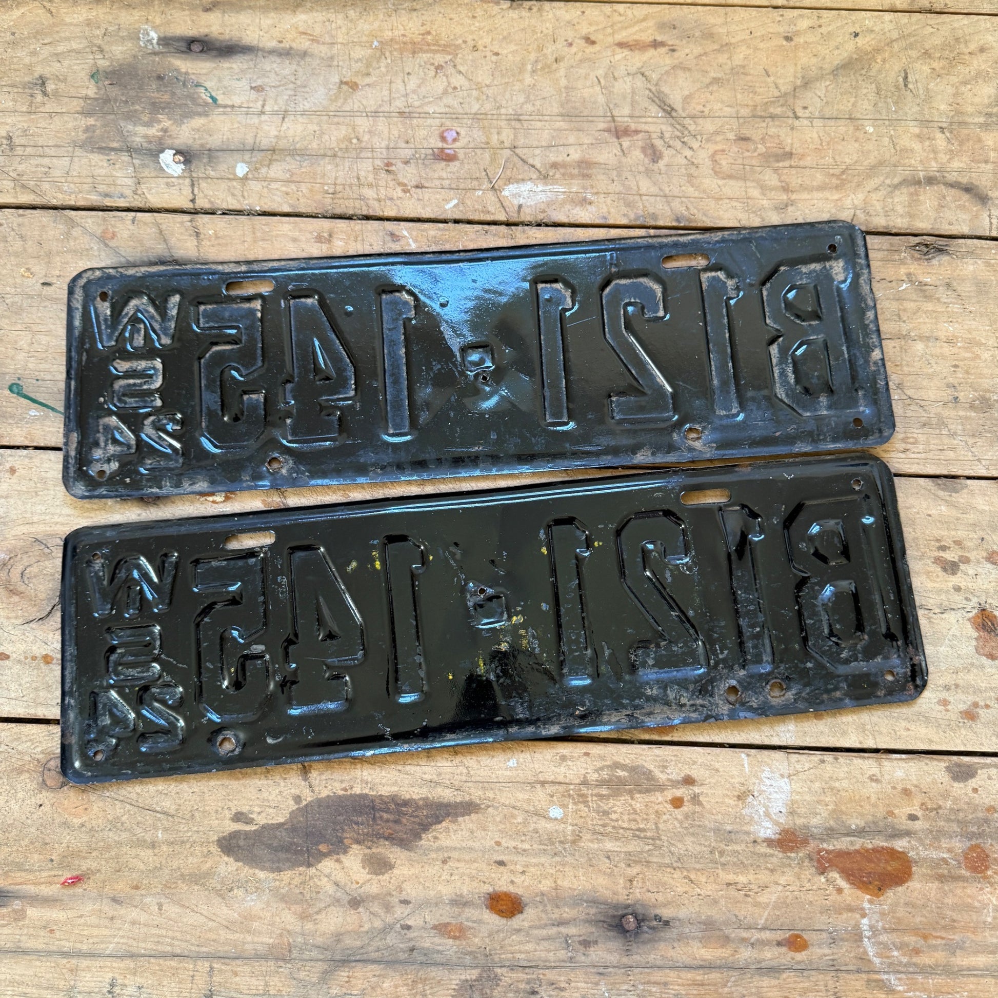 1924 Wisconsin Pair License Plates B121-145 Repainted Black WHite