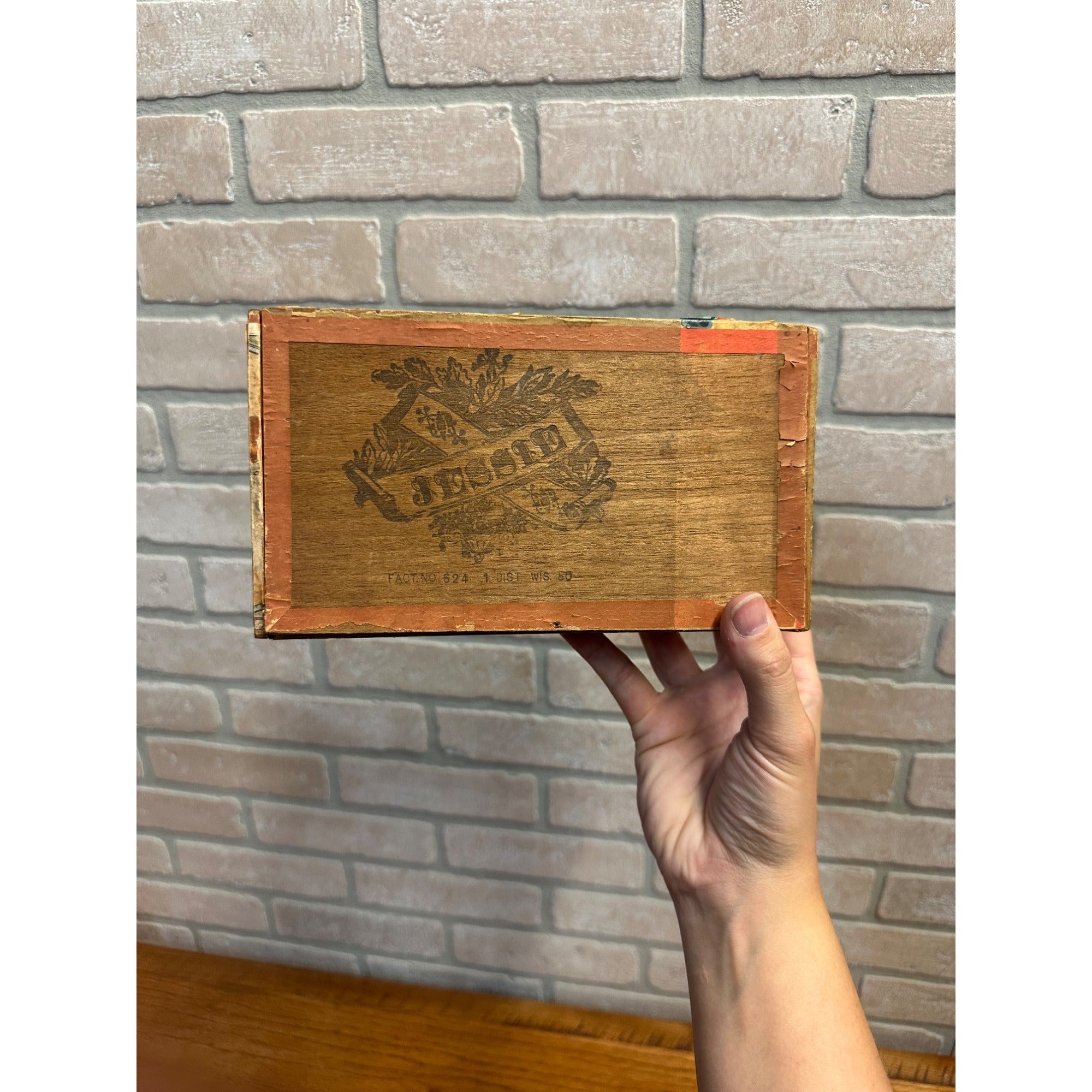 RARE Early 1900s Victorian Lady "Jessie" Cigar Box Wooden Milwaukee Wisconsin Wis