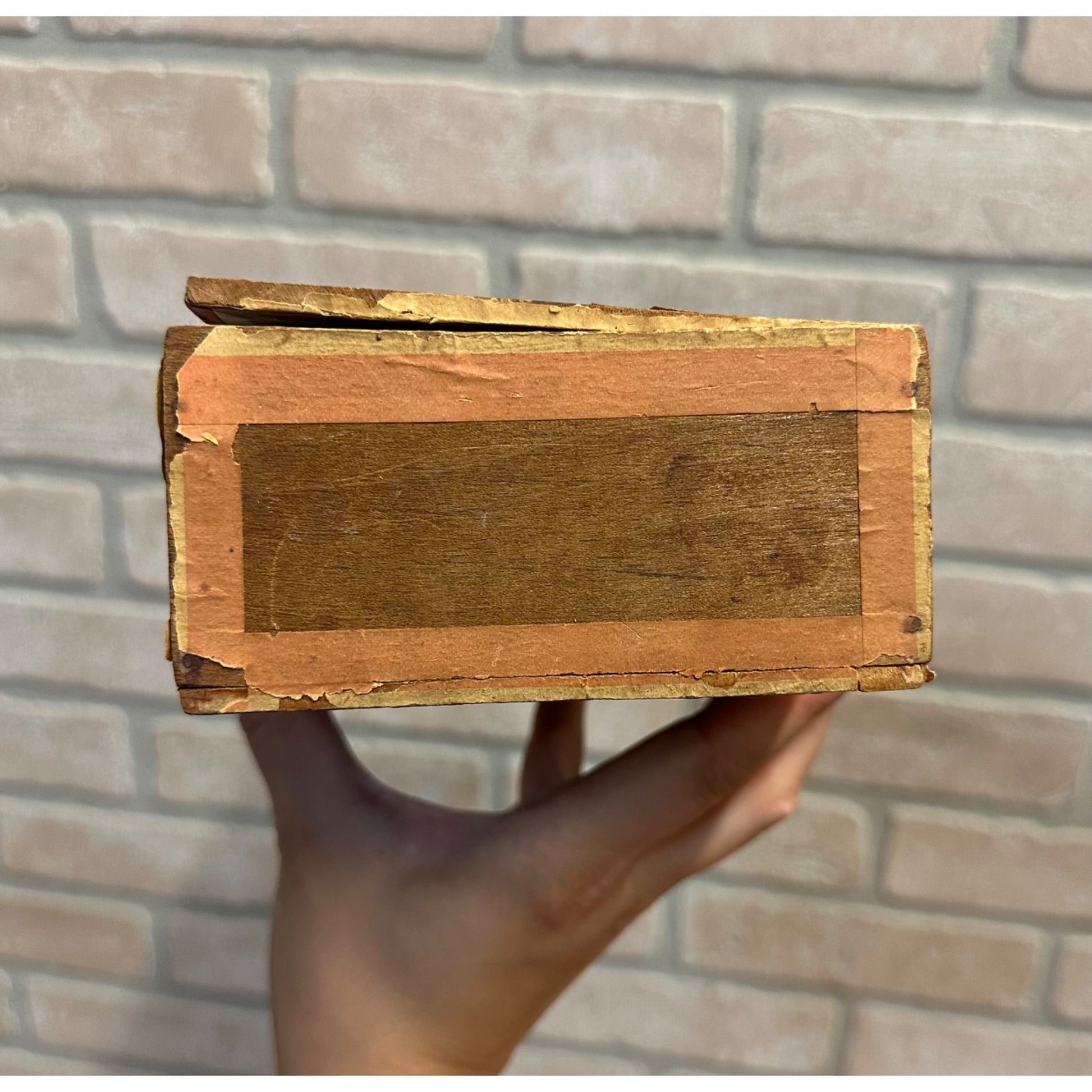 RARE Early 1900s Victorian Lady "Jessie" Cigar Box Wooden Milwaukee Wisconsin Wis