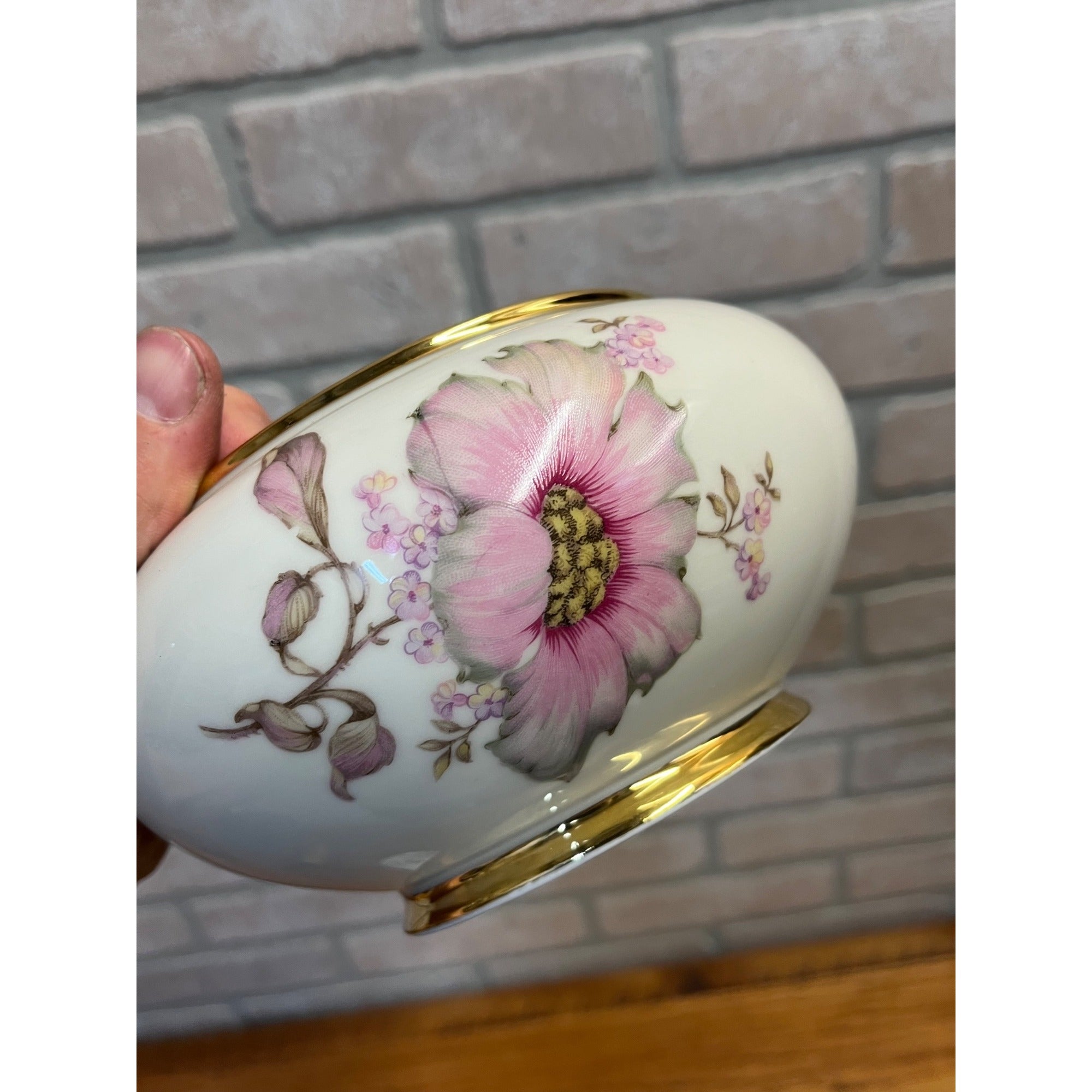 Bavaria Elfenbein Porzellan Serving Bowl with Lid Elegant Flowers Ceramic