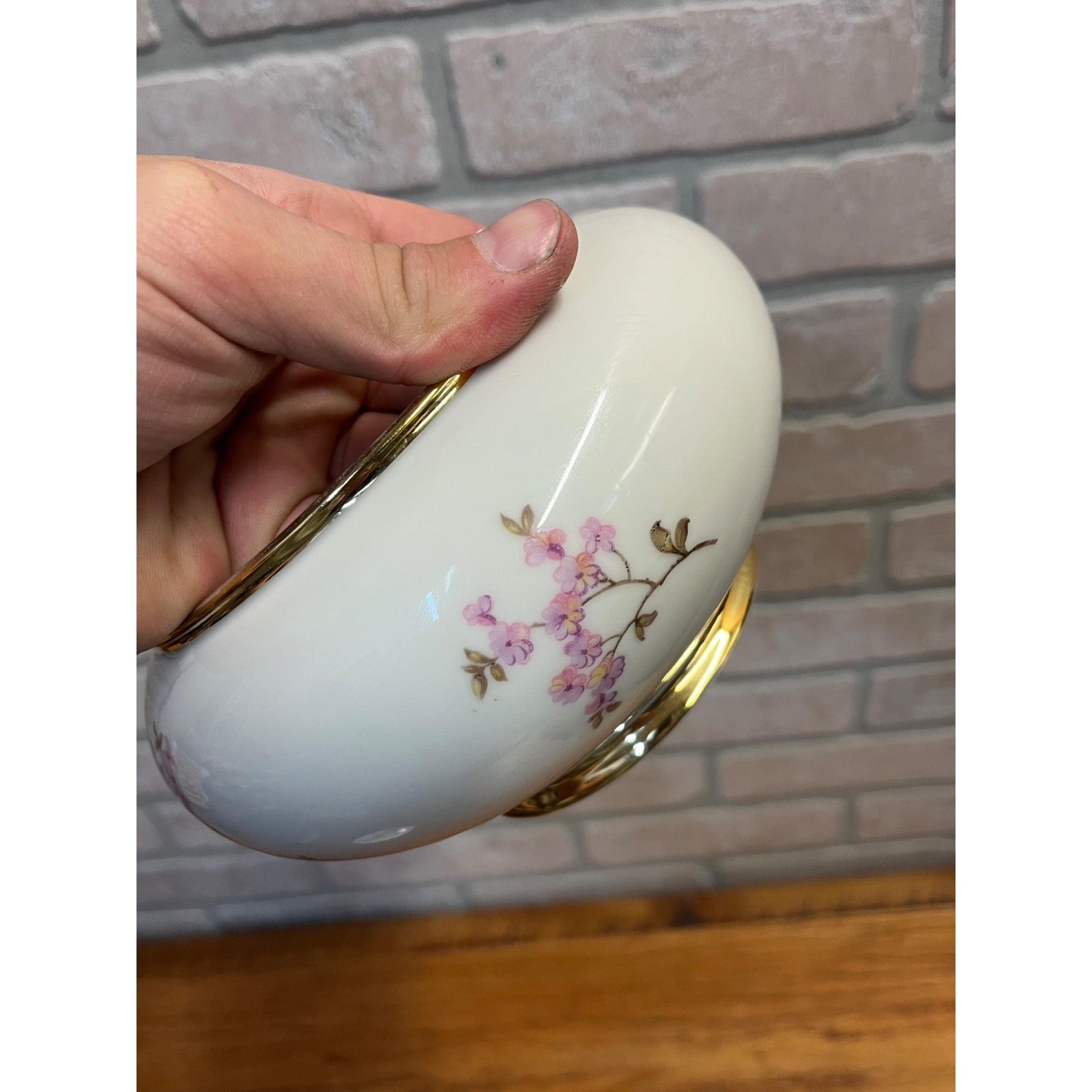 Bavaria Elfenbein Porzellan Serving Bowl with Lid Elegant Flowers Ceramic