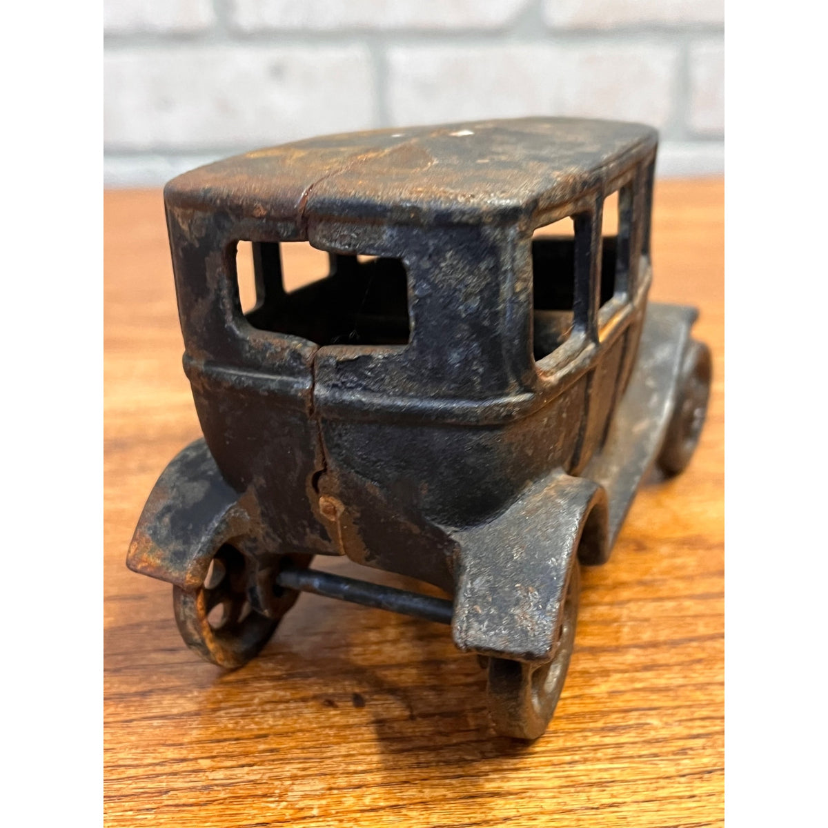 Vintage 1950s Cast Iron Ford Model T Automobile Sedan Car Iron Art JM137