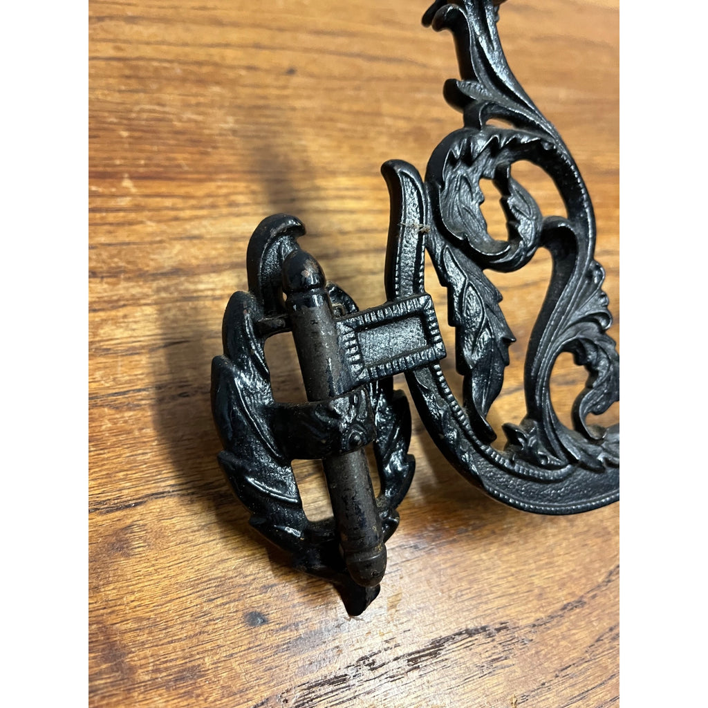 Vintage Cast Iron Black Oil Lamp Holder w/Wall Mounting Bracket, Swivel Arm