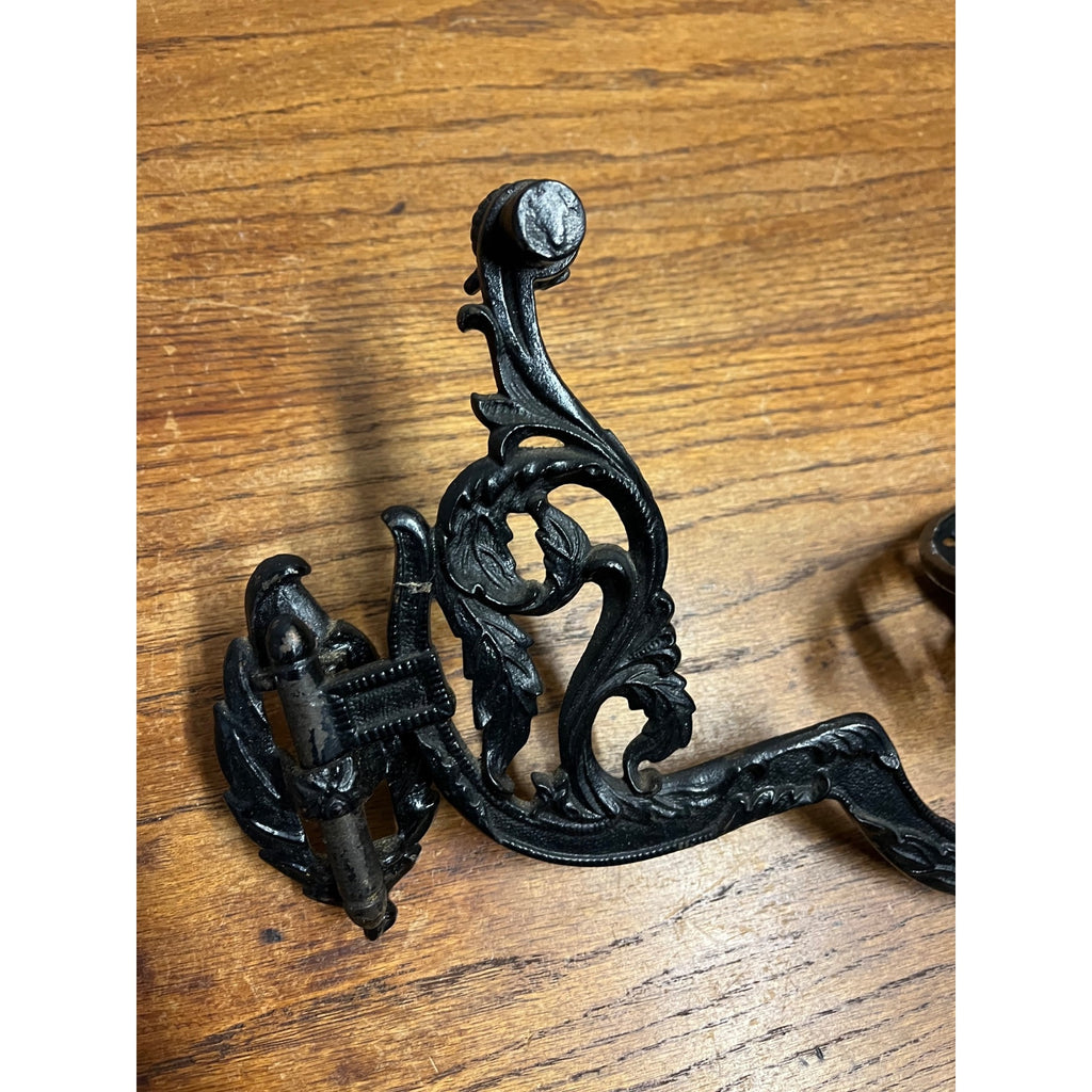 Vintage Cast Iron Black Oil Lamp Holder w/Wall Mounting Bracket, Swivel Arm