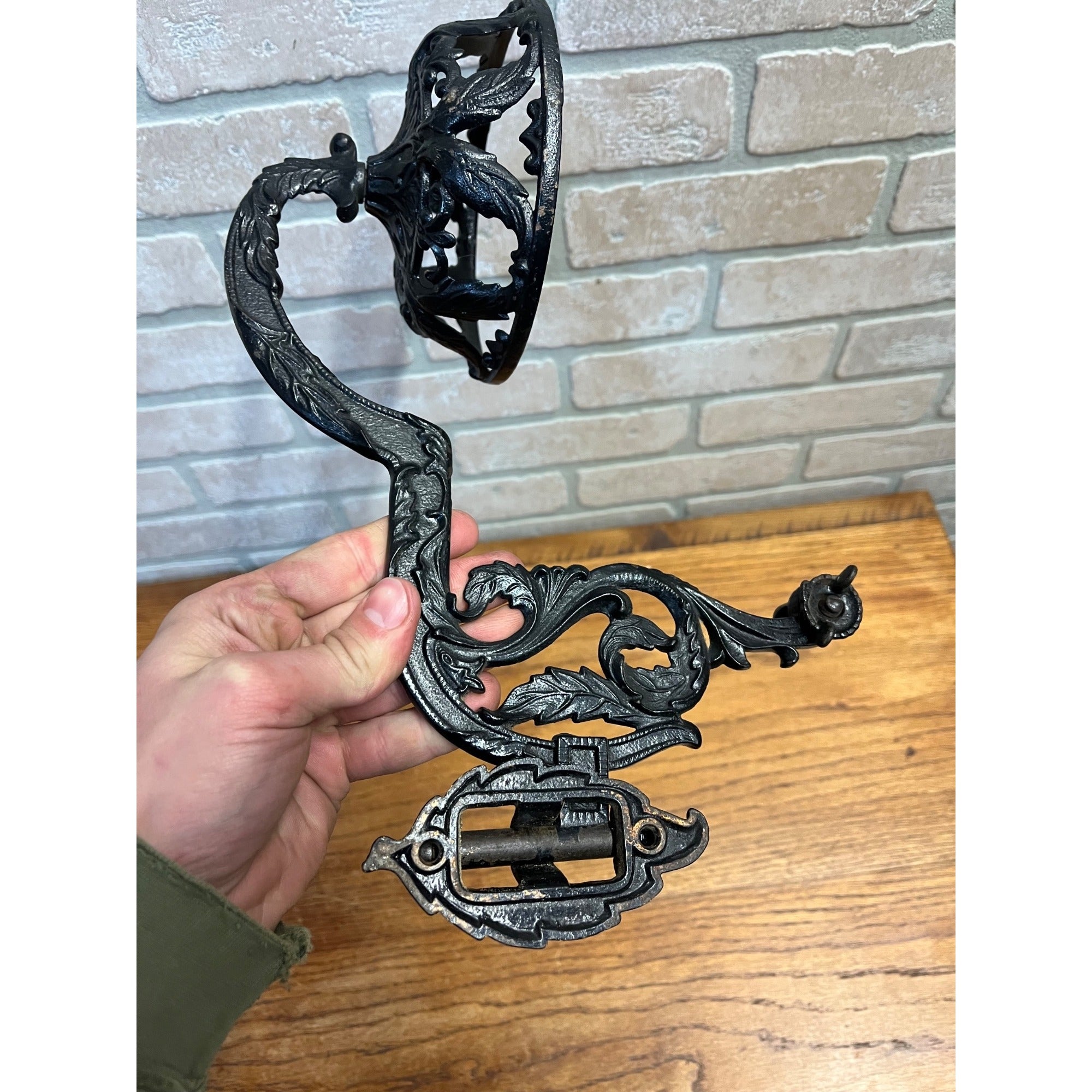 Vintage Cast Iron Black Oil Lamp Holder w/Wall Mounting Bracket, Swivel Arm
