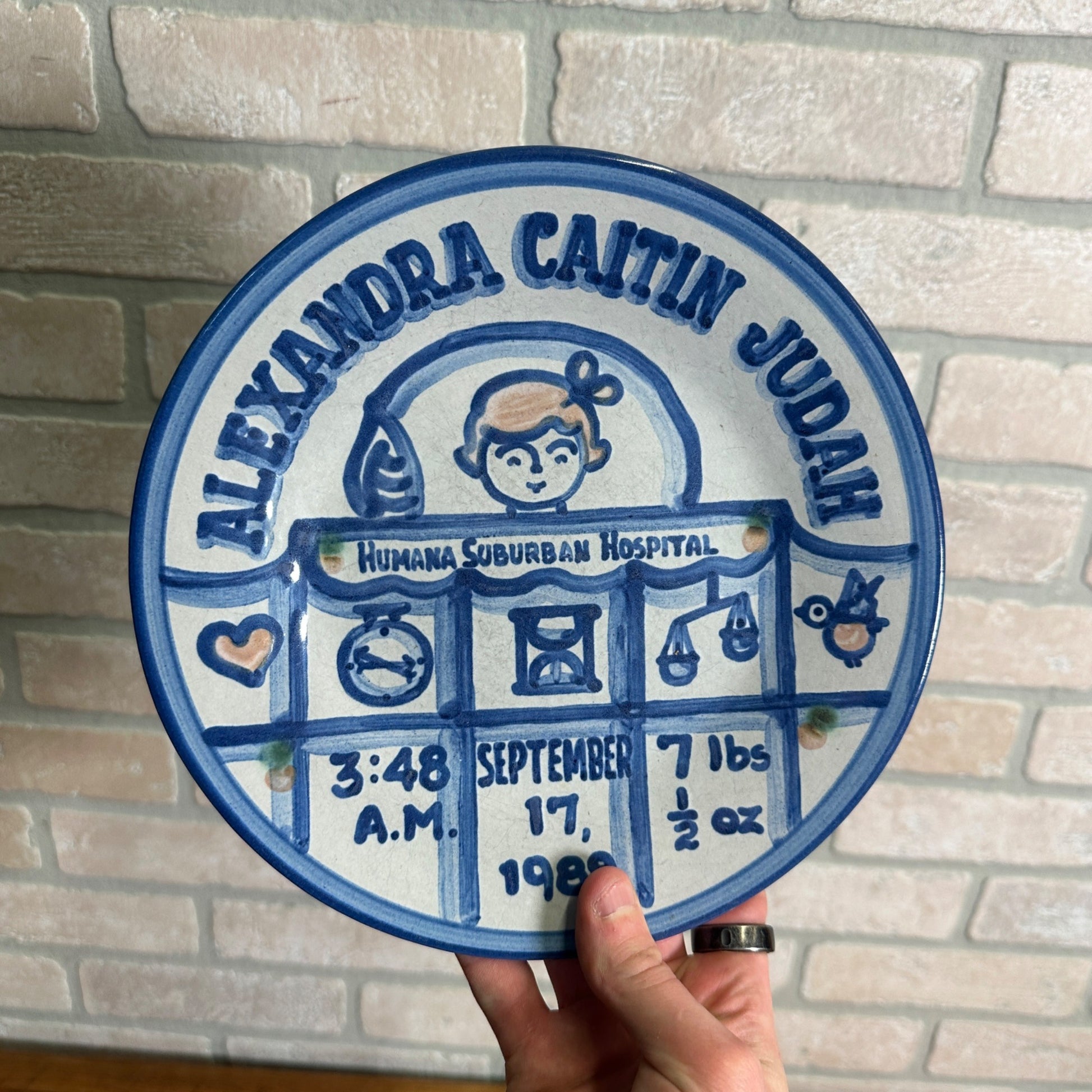 MA Hadley 9" Plate Hospital Judah Humana Suburban