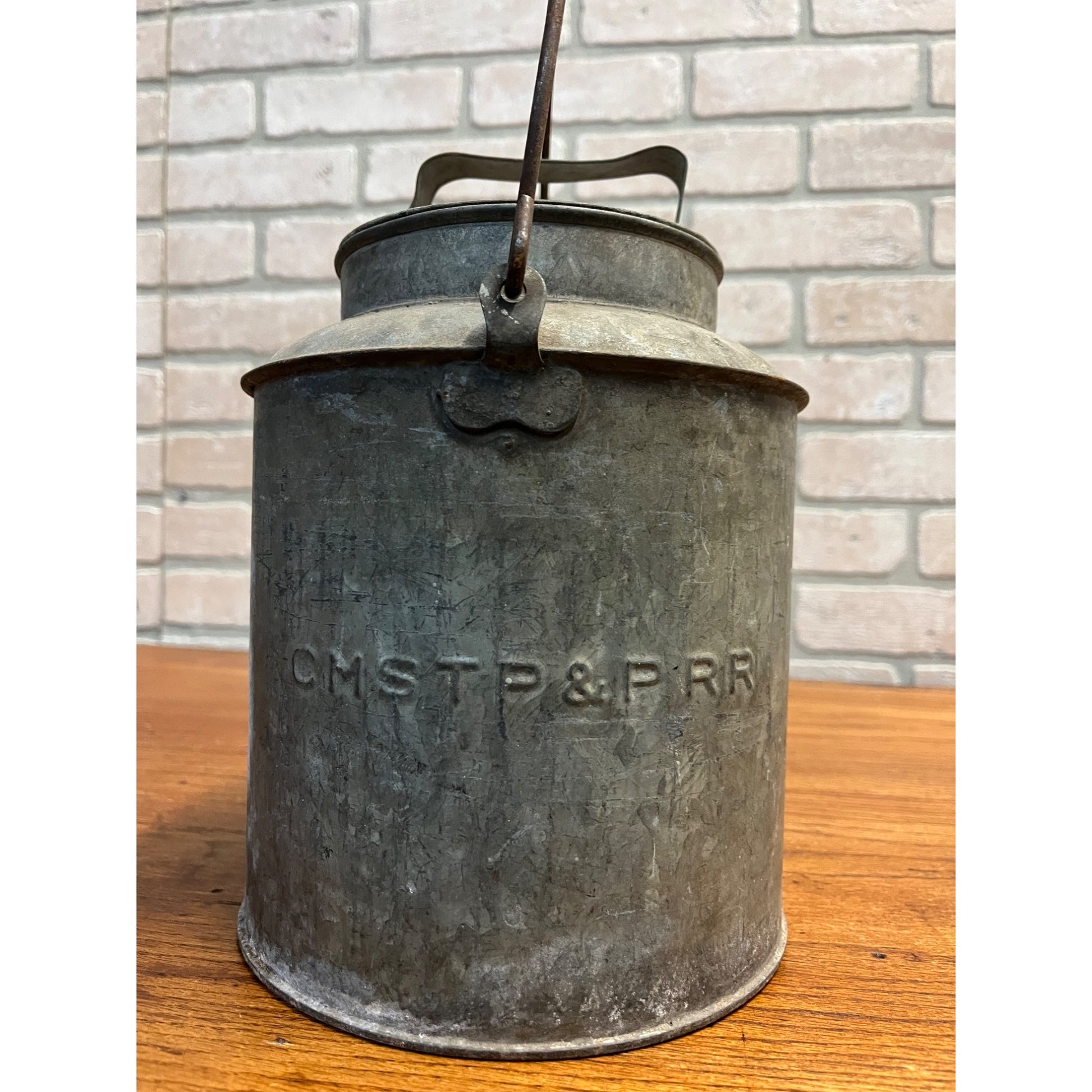 CMSTP&P Railroad Lunch Pail Tin Bucket Chicago Milwaukee St Paul Pacific Bail