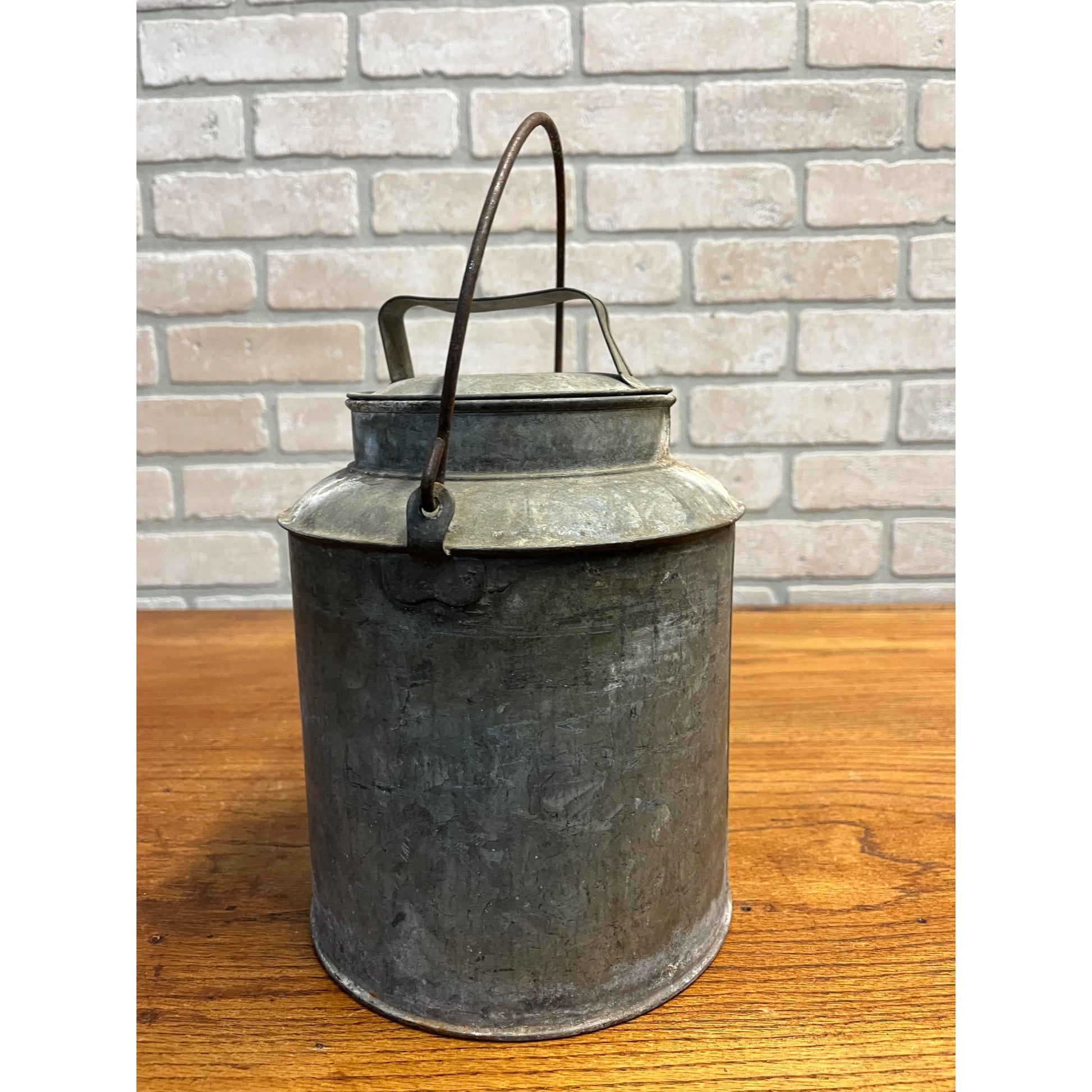 CMSTP&P Railroad Lunch Pail Tin Bucket Chicago Milwaukee St Paul Pacific Bail