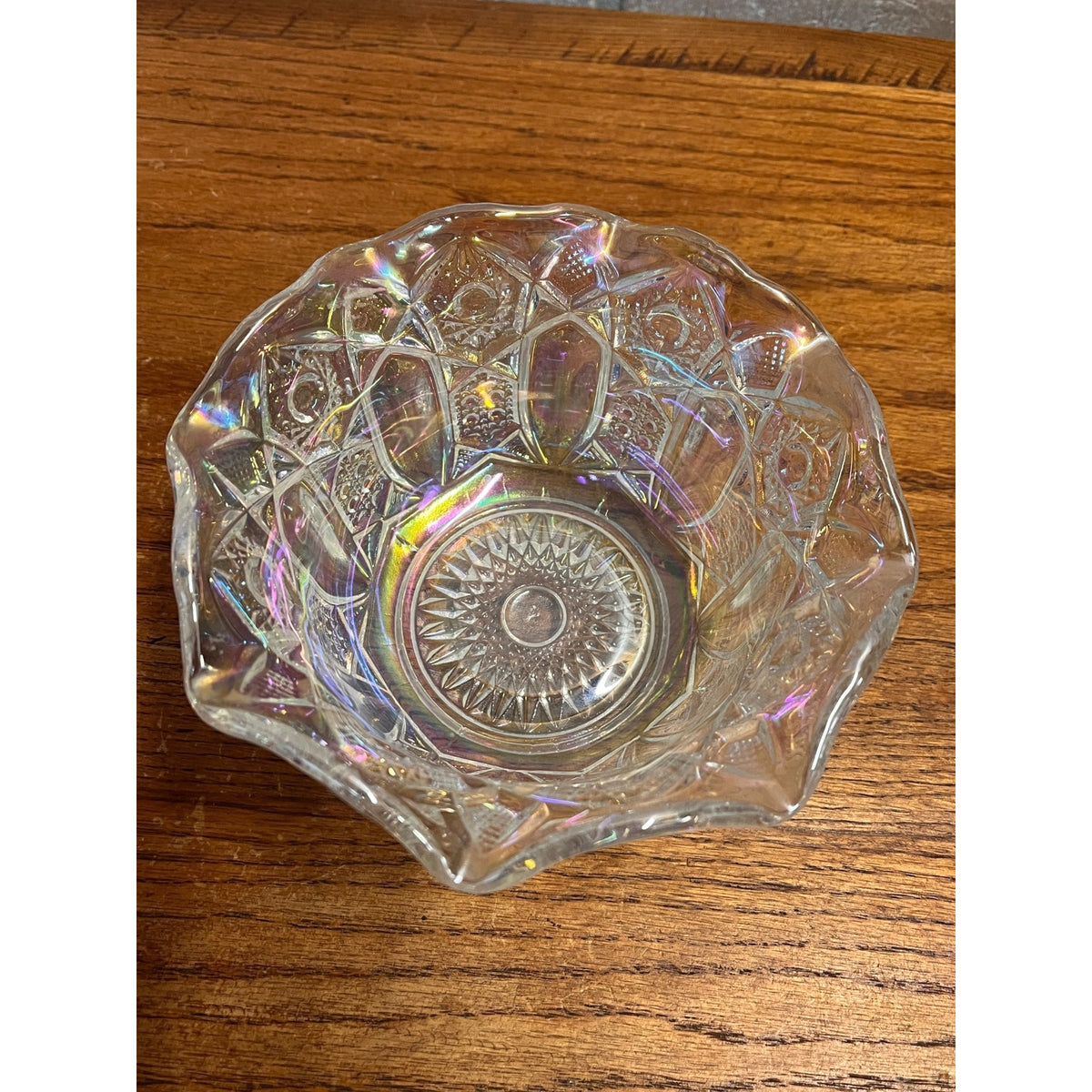 Vintage L.E. Smith Clear Iridescent Carnival Glass Bowl - Vintage Ruffled Edge Design
