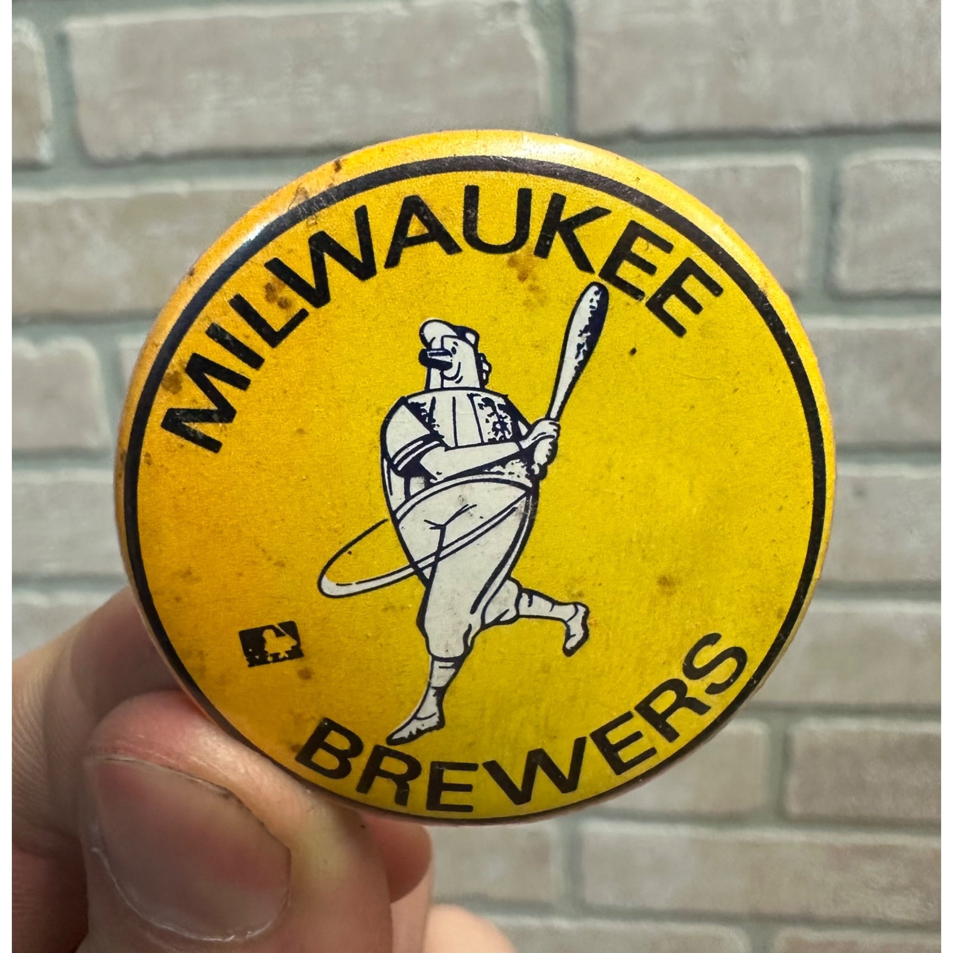 Vintage 1970s Milwaukee Brewers Baseball Pin 1.75" Dia Barrel Man Logo MLB