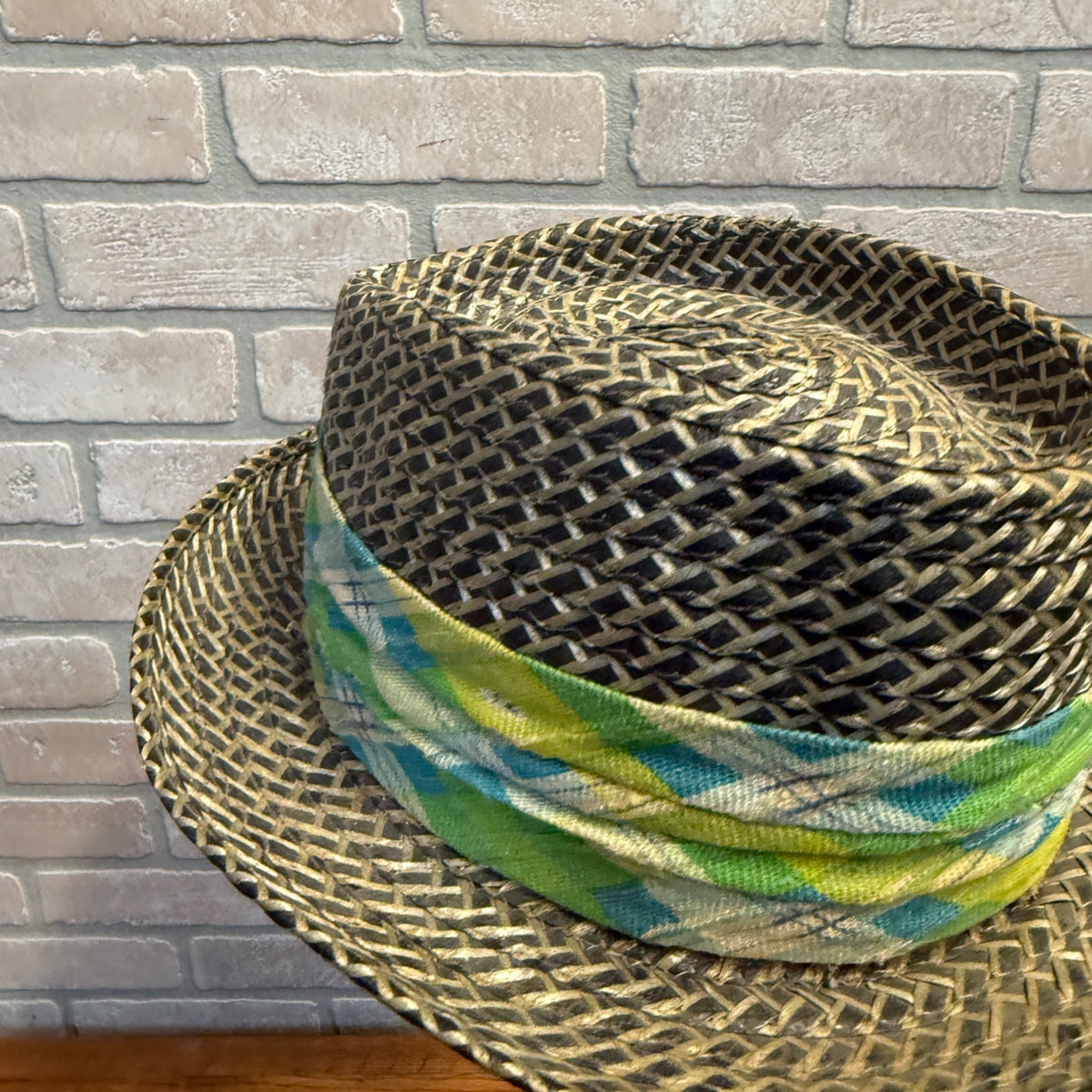 Woven Straw Fedora Hat With Plaid Argyle Fabric Band Size Large Natural & Green Accents
