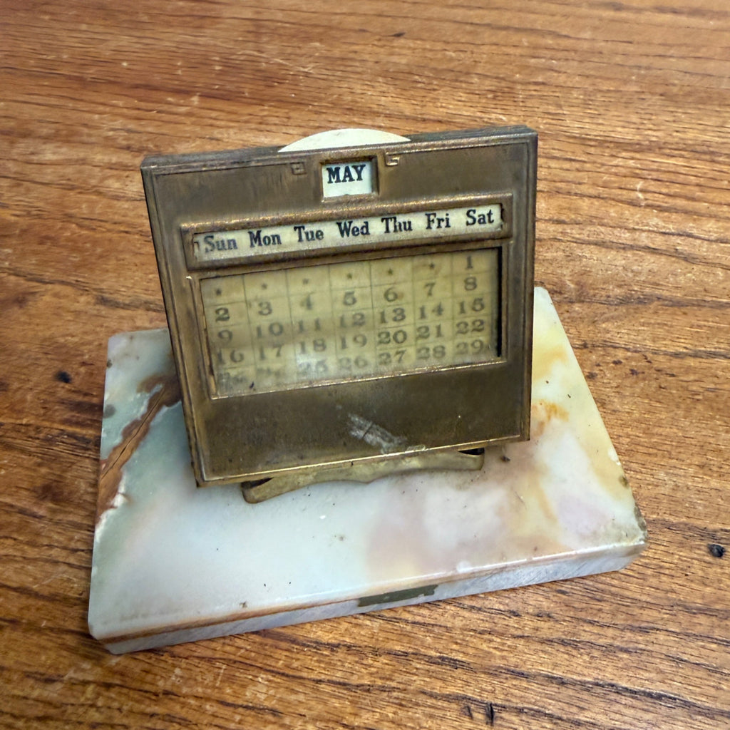 Vintage c1920s Sengbusch Perpetual Desk Calendar Brass on Marble Base
