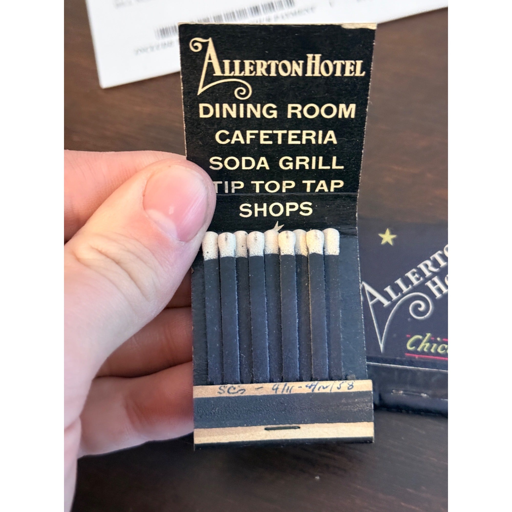 Vintage Allerton Hotel Chicago UNSTRUCK Matchbook FULL Lot (2)