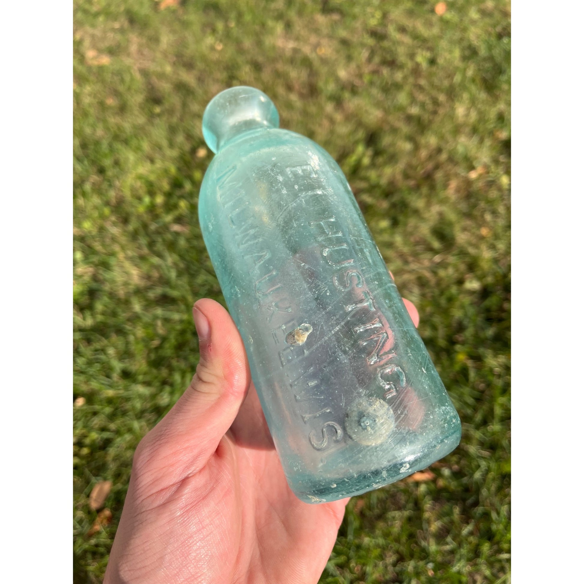 E.L. Hustings c1890s Milwaukee Wis Blue Soda Beer Bottle Blob Top Hutchinson