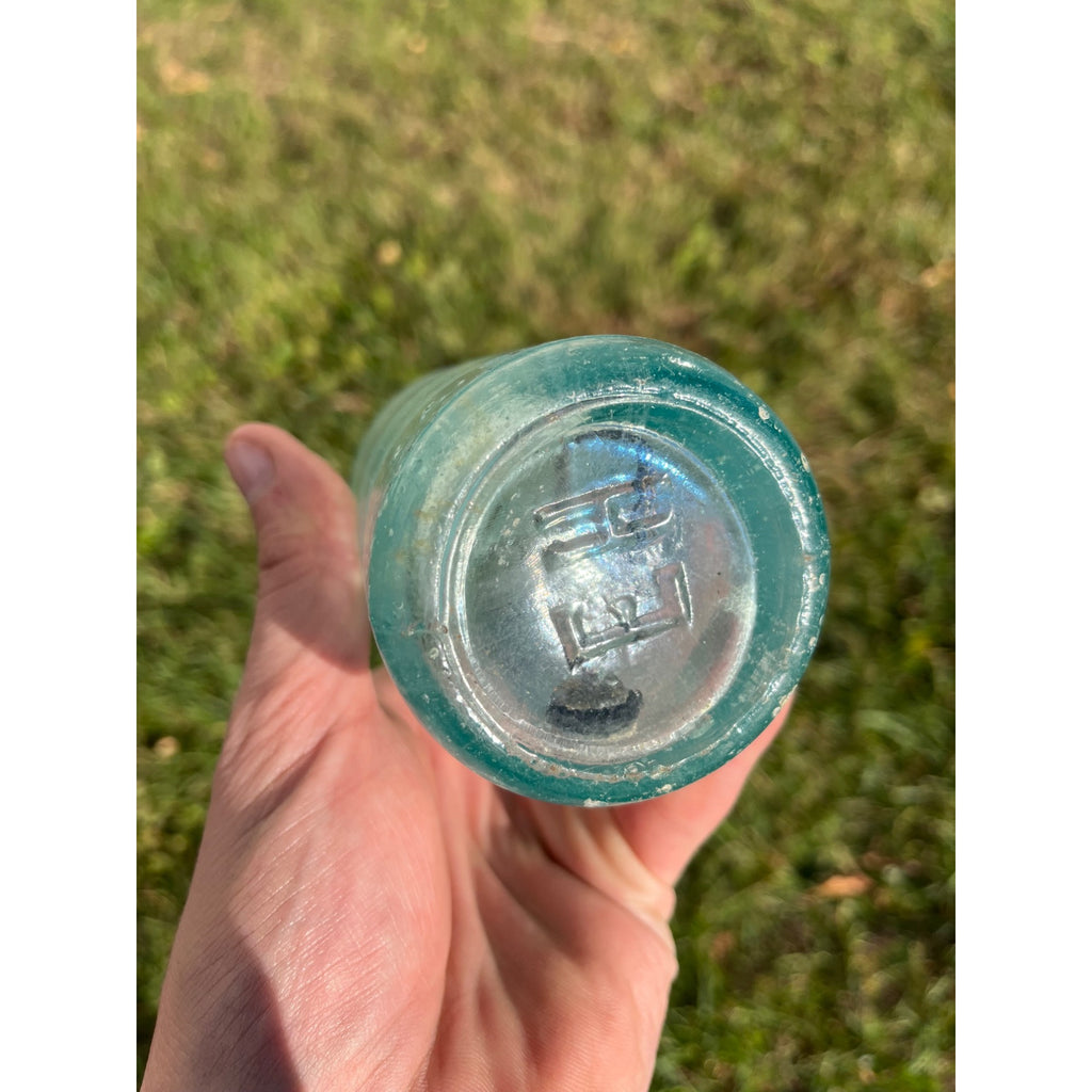 E.L. Hustings c1890s Milwaukee Wis Blue Soda Beer Bottle Blob Top Hutchinson