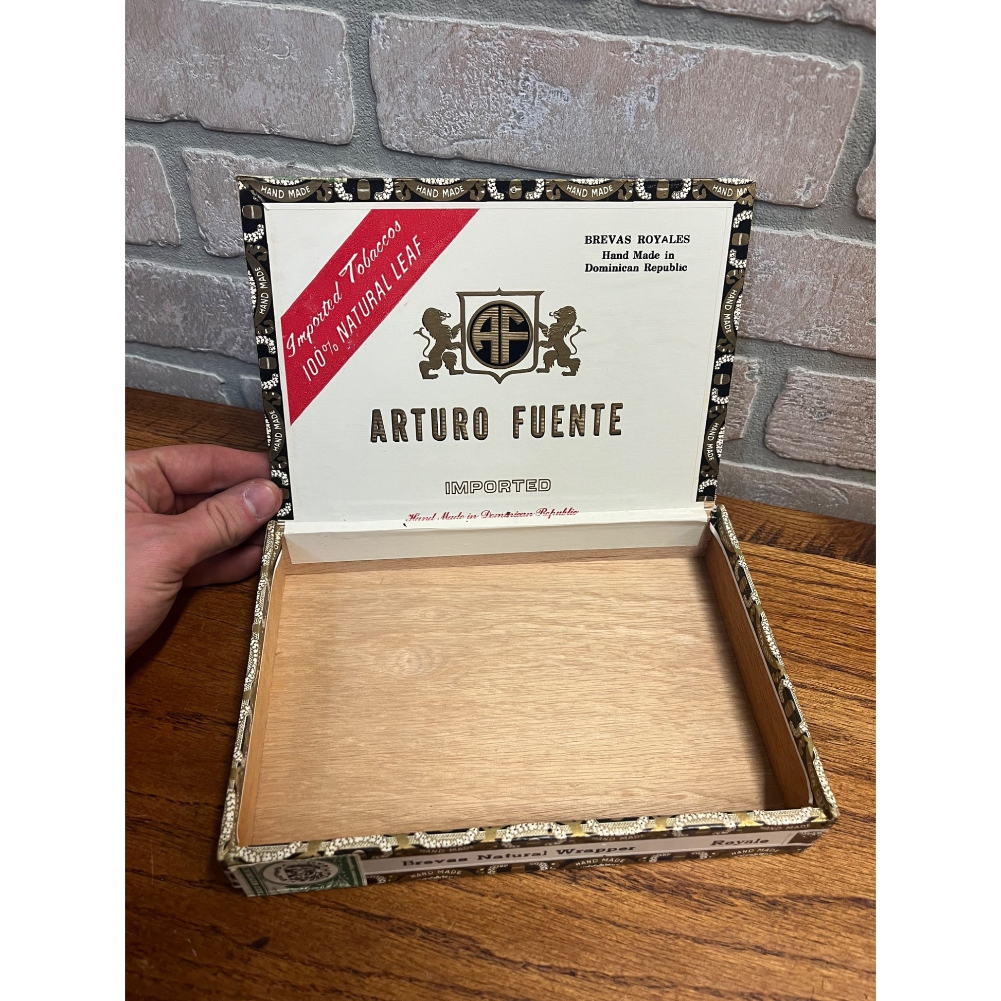 Vintage Arturo Fuente Wooden Cigar Box Advertising Wood Dominican Republic