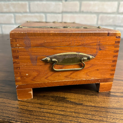 Vintage Merchant's Cigar Box Co. Cedar Cigar Box Pennsylvania Trinket Jewelry