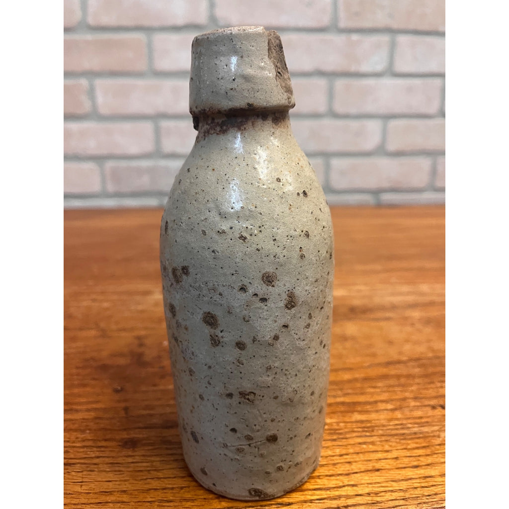Antique 1800s GRISBAUM & KEHREIN Milwaukee Wis. Clay Stoneware Beer Bottle