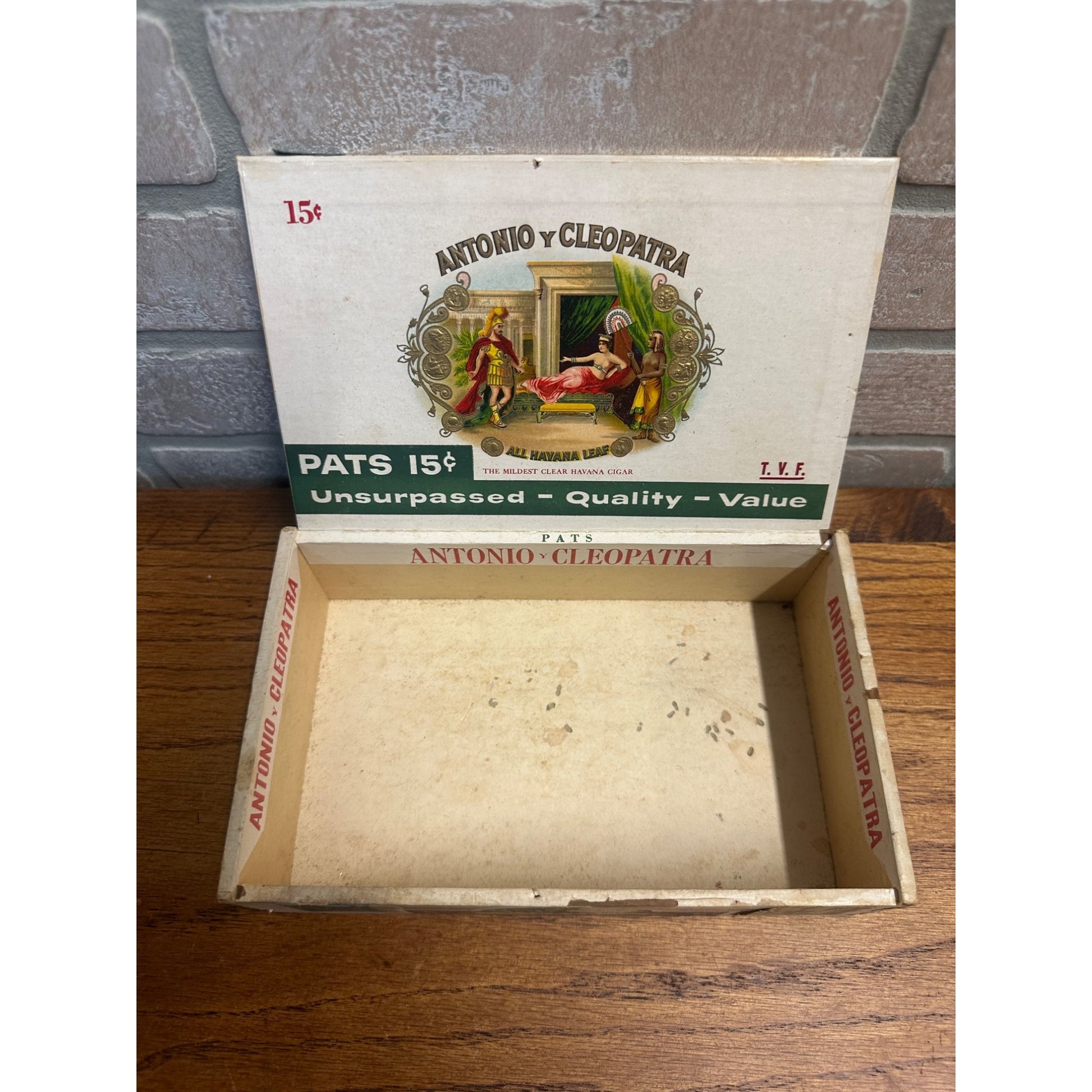Vintage Antonio Y Cleopatra Cigar Box Advertising American Tobacco Co.