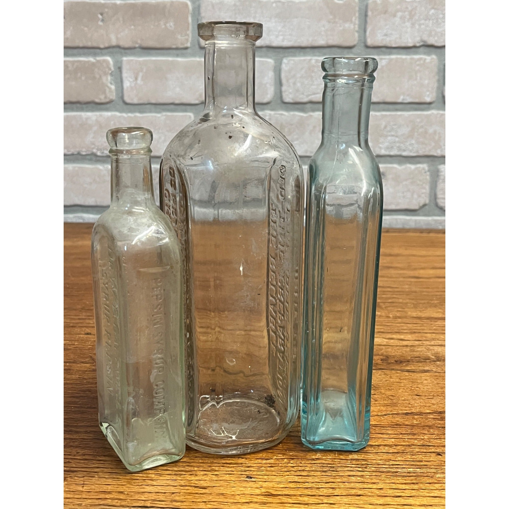 Antique Medicine Bottle Lot Dr Miles Nervine Caldwell Pepsin Fahrney Glass Aqua