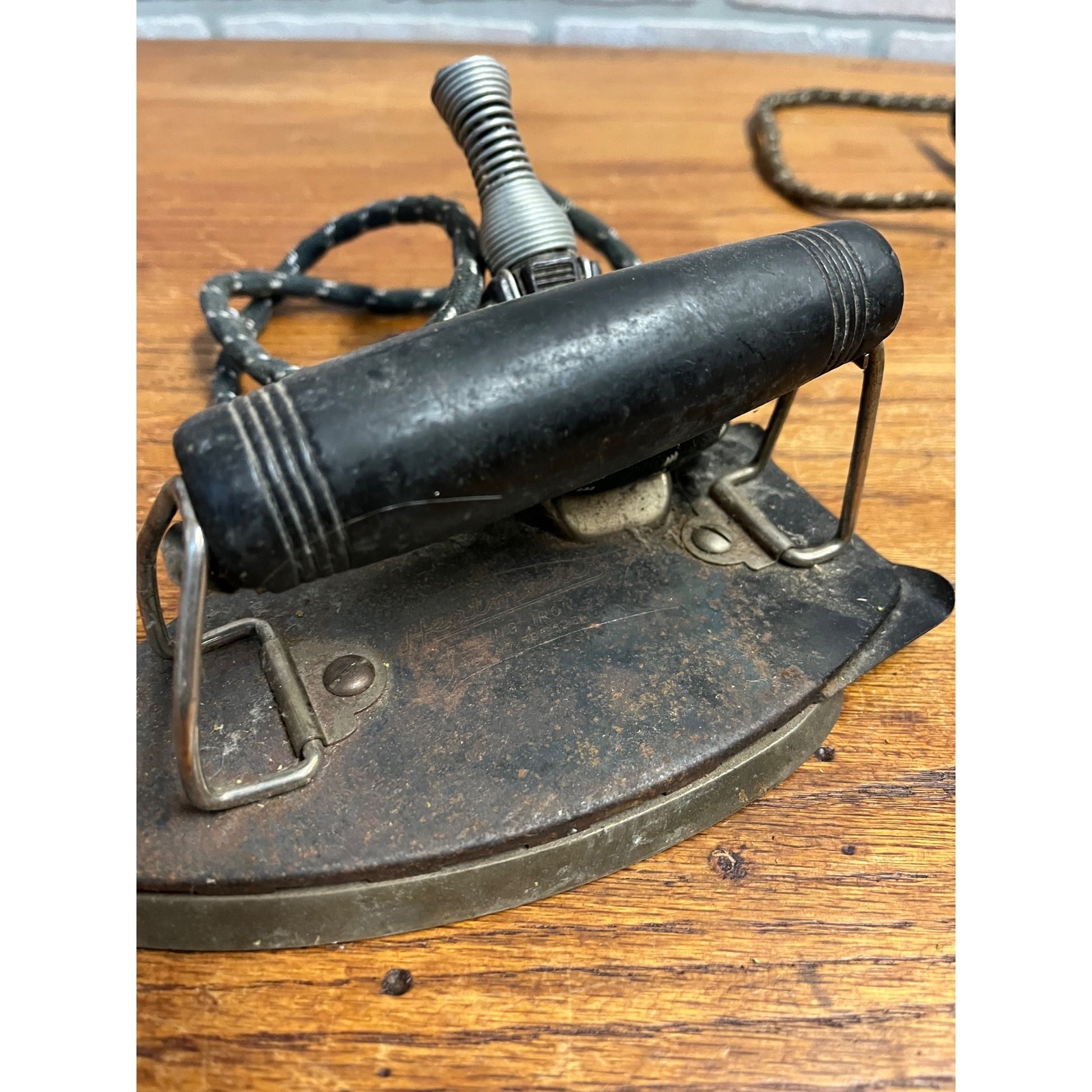 Vintage Lot (2) 1950s Folding Clothes Irons Kenmore & Heatmaster + Cords - AS-IS