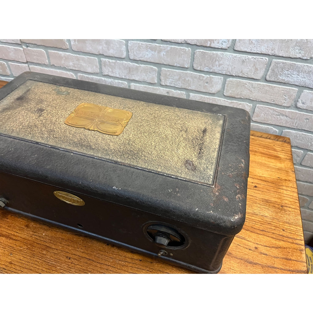 Antique 1920s Metal Case Atwater Kent Model 44 For Restoration Untested As Is