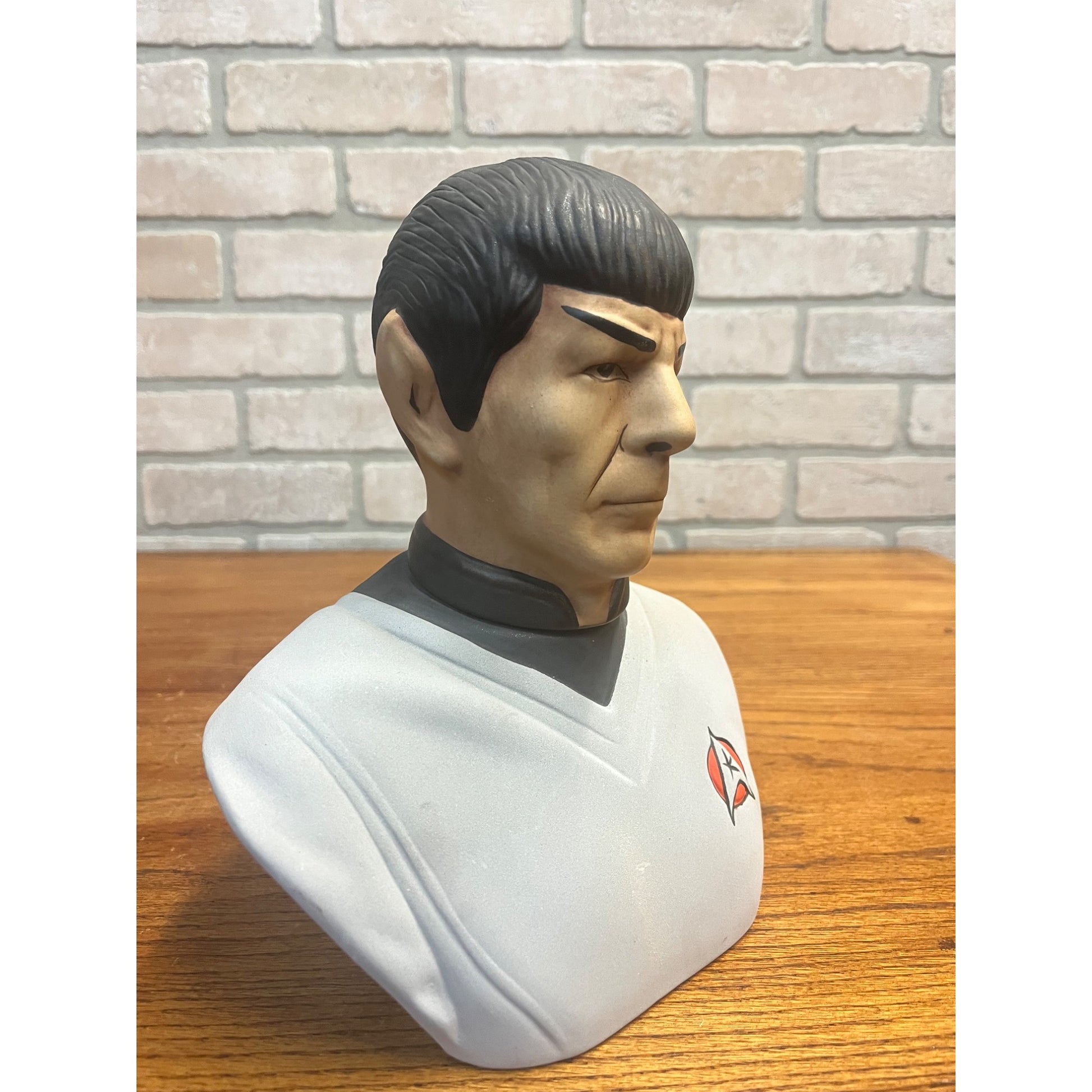 Vintage 1979 Star Trek Mr. Spock Ceramic Bust Grenadier Liquor Decanter (Empty)