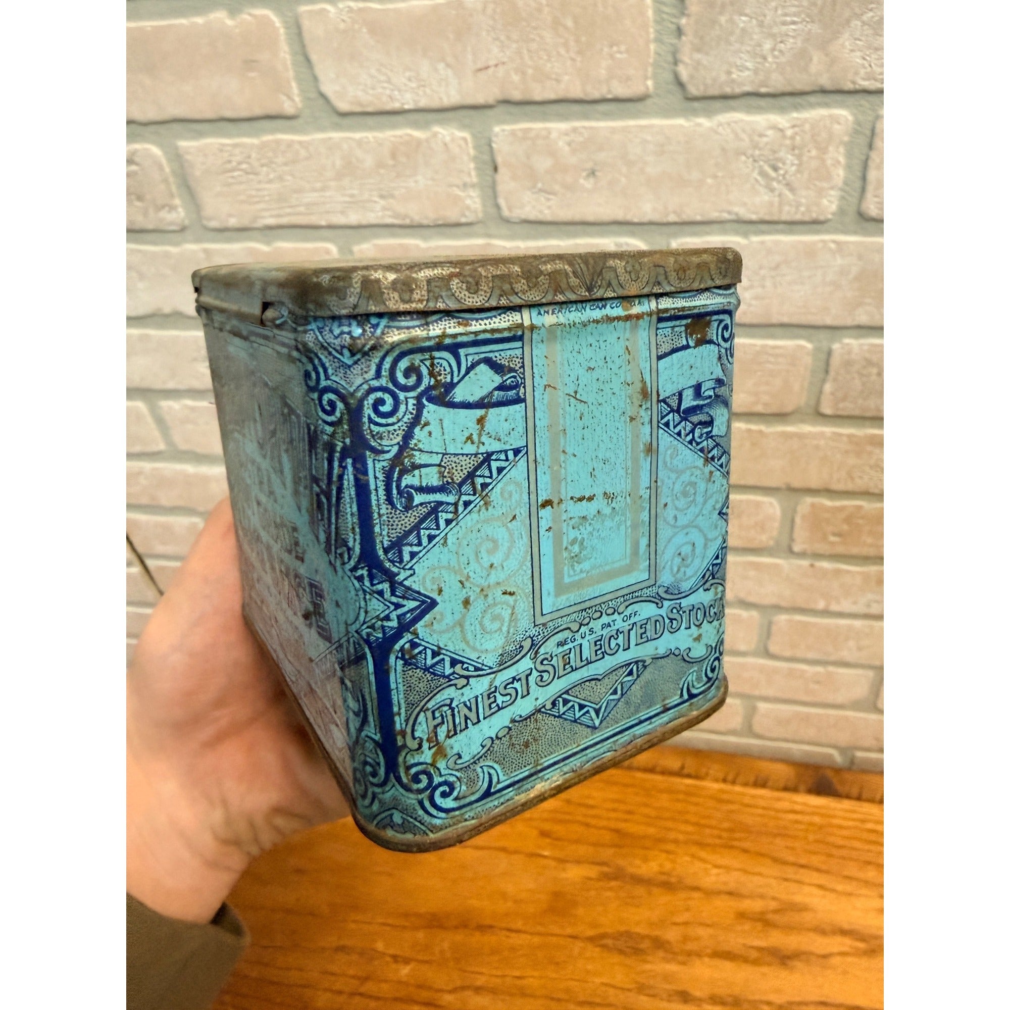 Vintage 1920s Edgeworth Tobacco Can Extra High Grade Plug Slice Tin Smoking