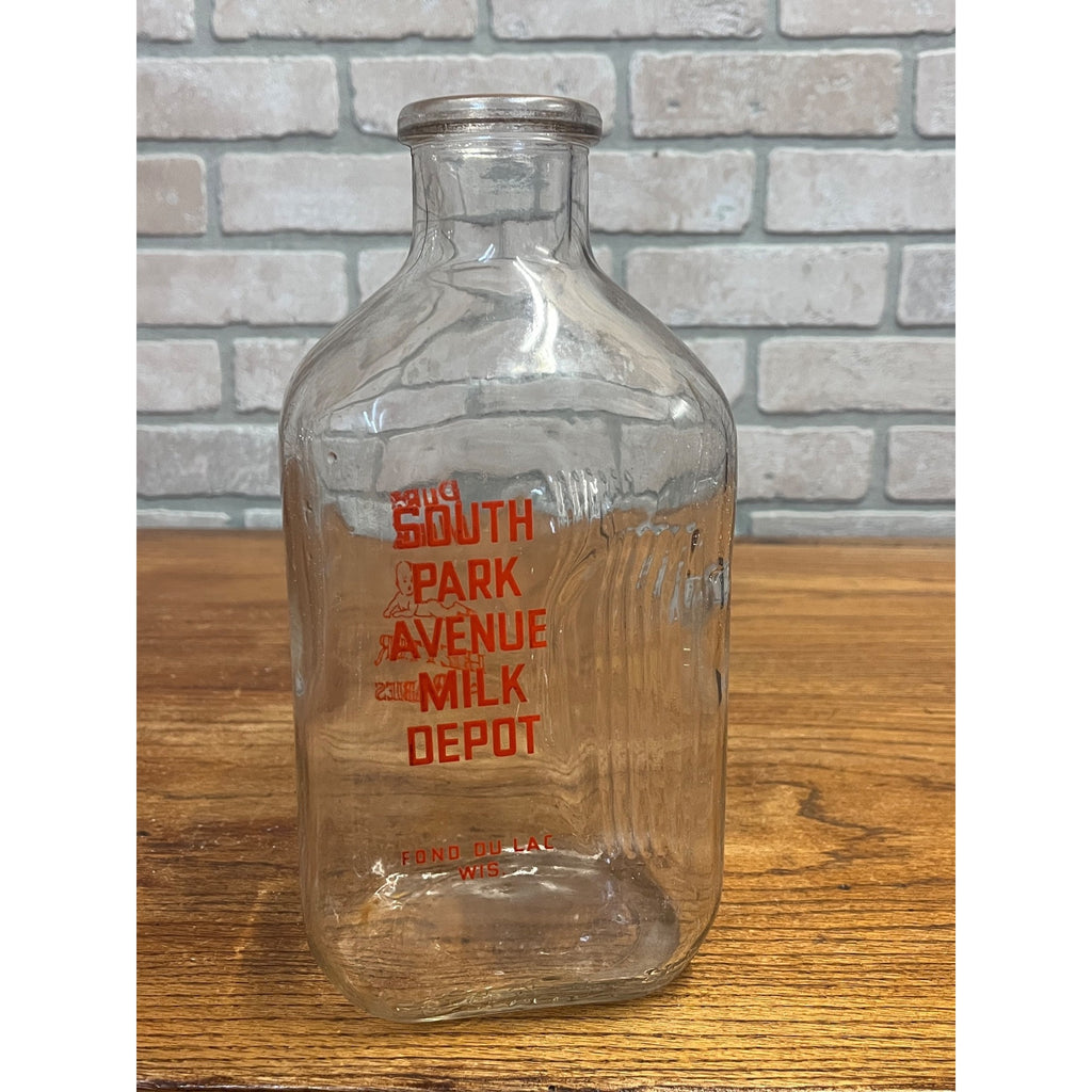 Vintage South Park Avenue Milk Depot Glass Bottle Fond du Lac, Wis. Wisconsin "Better Babies" Slogan