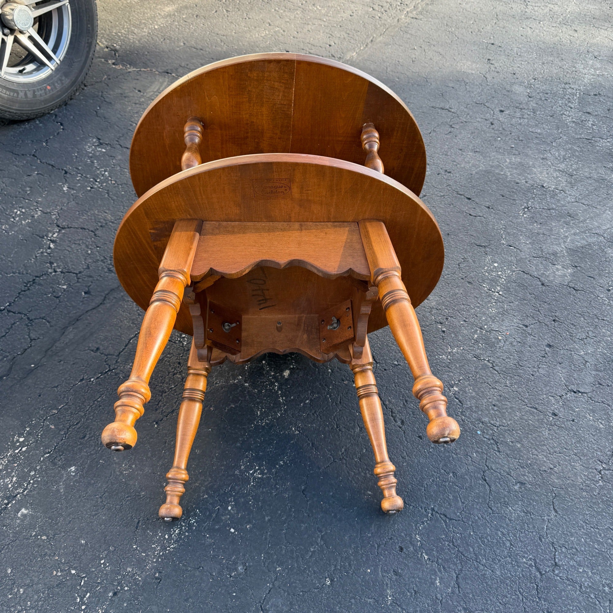 Sprague Carleton Vintage Rock Maple Wooden Two-Tier Table End Side Accent