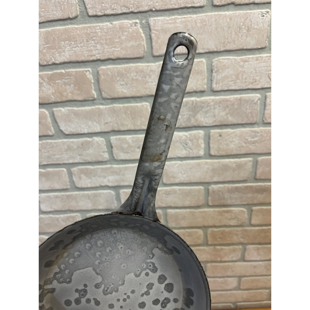 Antique Primitive Gray Enamel Graniteware Frying Pan Skillet 7" Dia Farmhouse