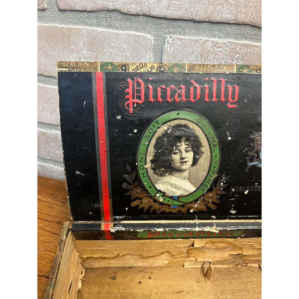 RARE Vintage Piccadilly Cigar Wooden Box Advertising Pennsylvania Store Display