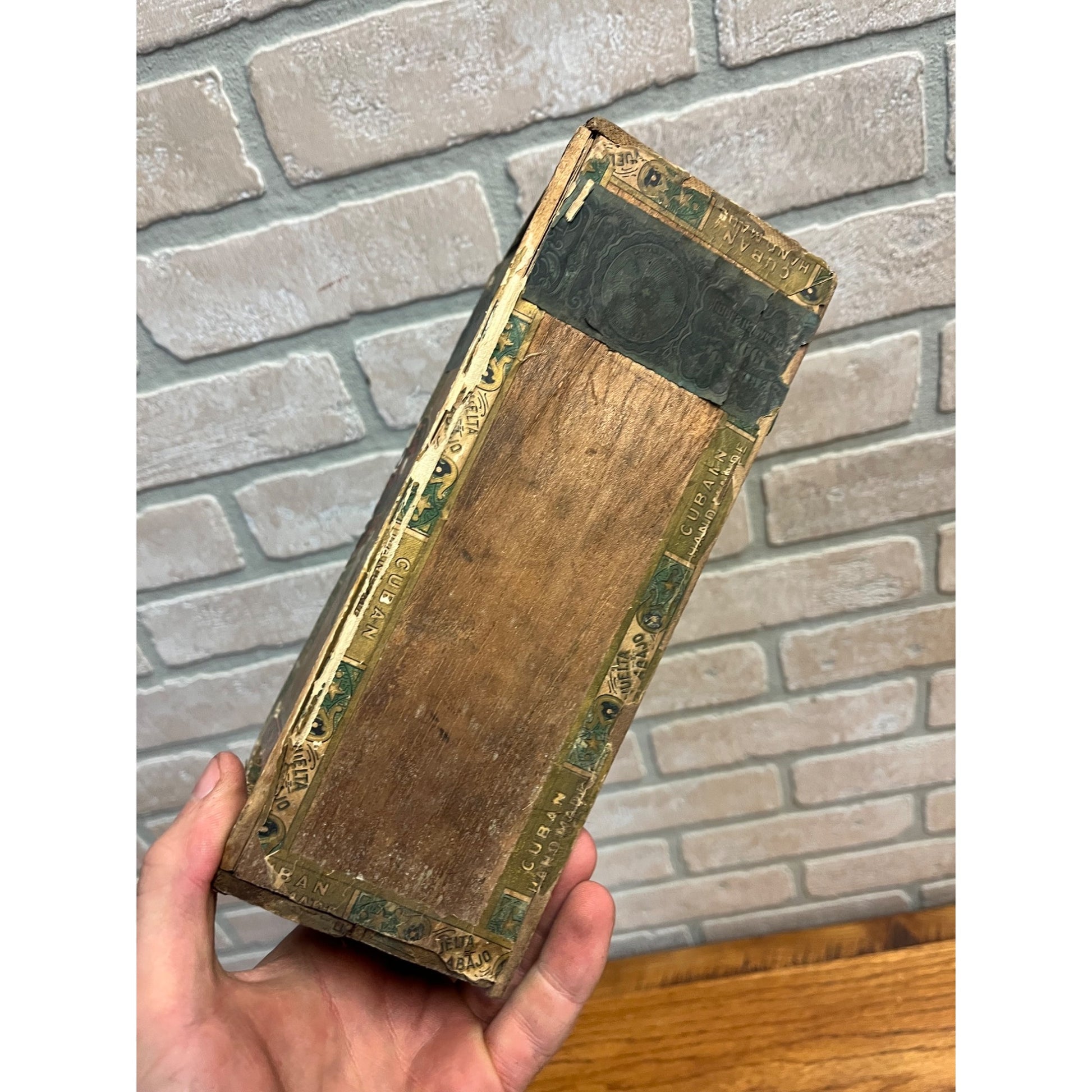 RARE Vintage Piccadilly Cigar Wooden Box Advertising Pennsylvania Store Display