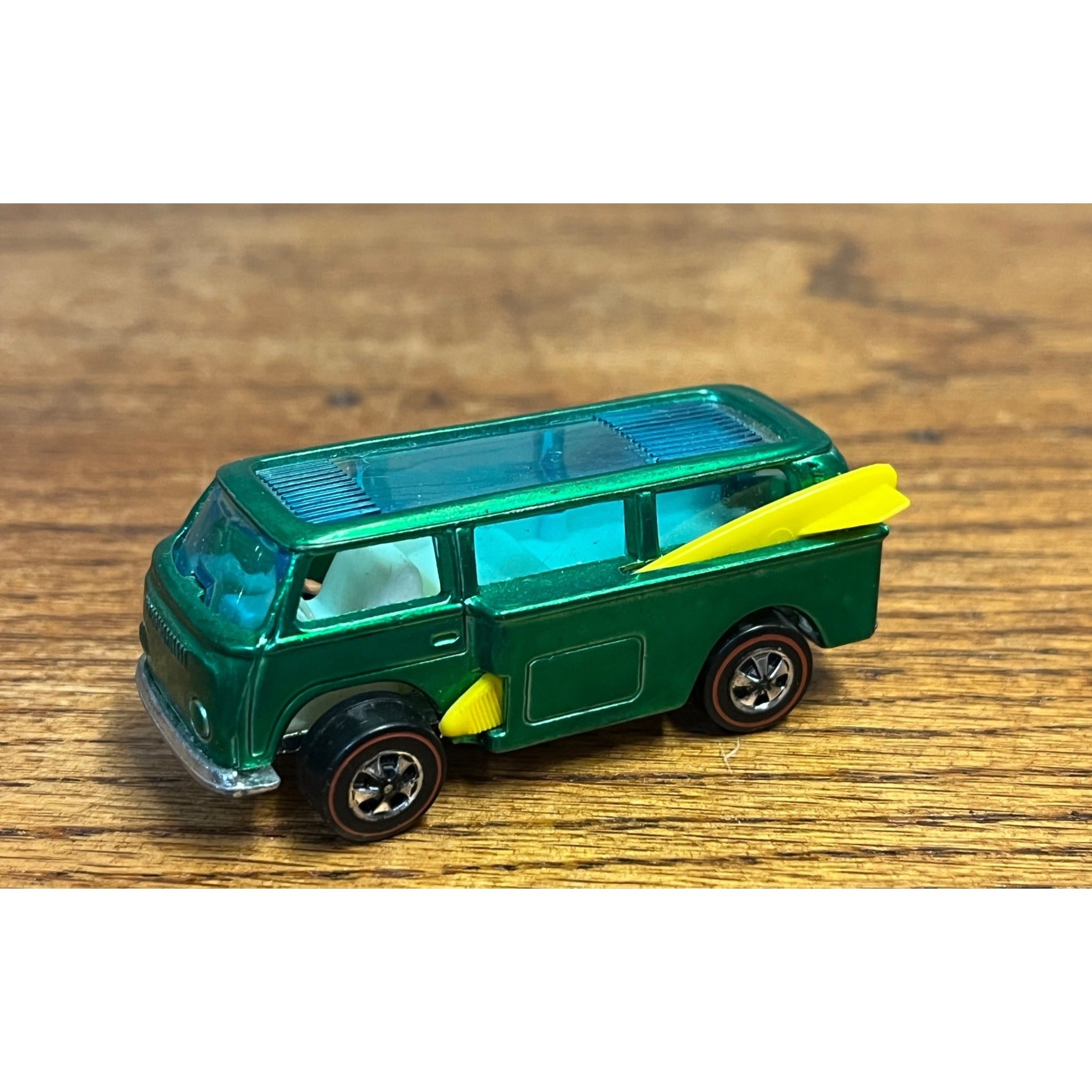 Vintage Redline Hot Wheels 1969 Beach Bomb Green w/ Surfboards - MINTY