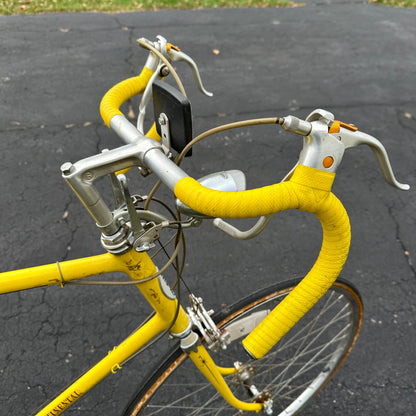 Vintage 1975 Schwinn Continental Men's Bicycle Yellow