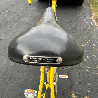 Vintage 1975 Schwinn Continental Men's Bicycle Yellow