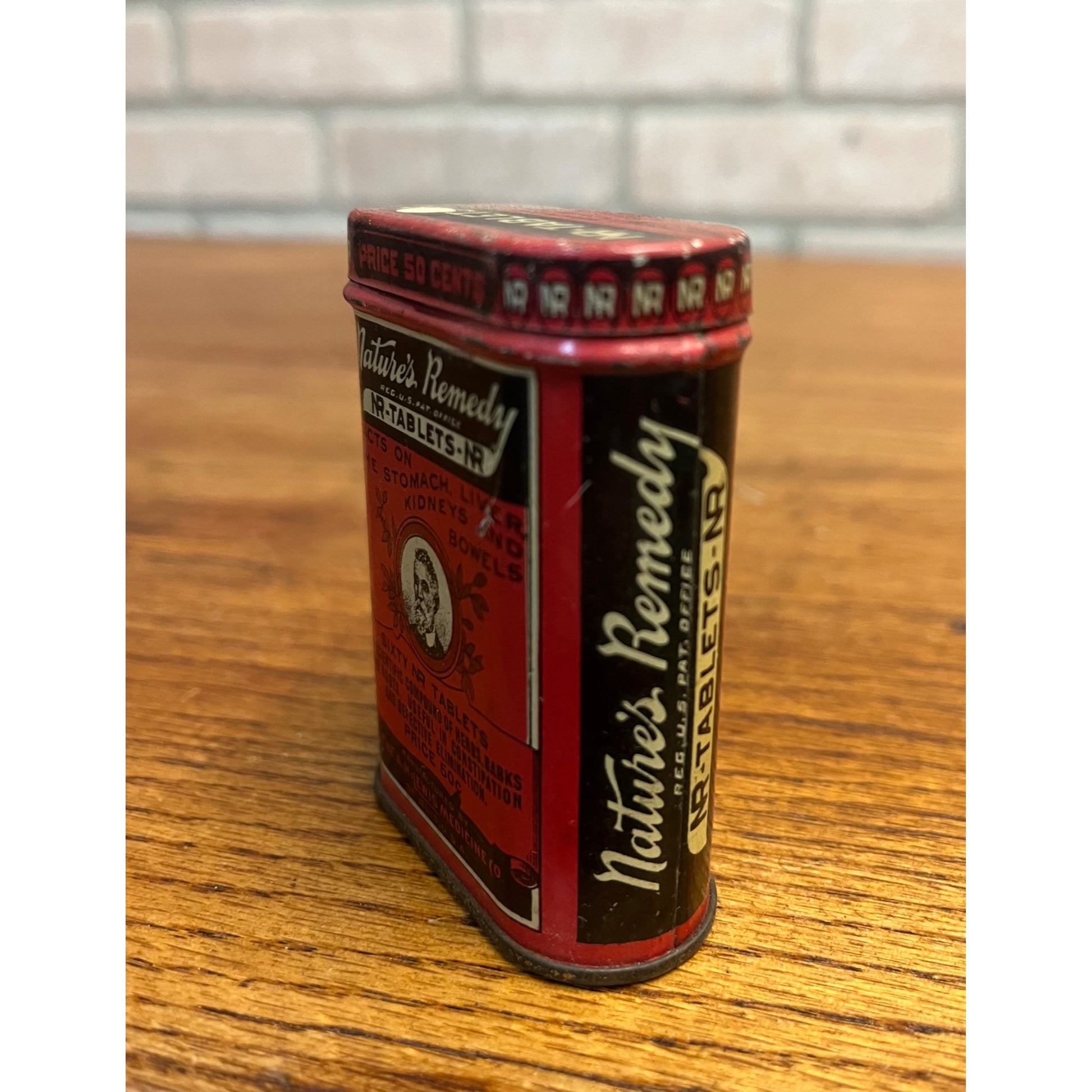 Vintage Tin Nature's Remedy NR Tablets Medicine Drug Store Advertising Can
