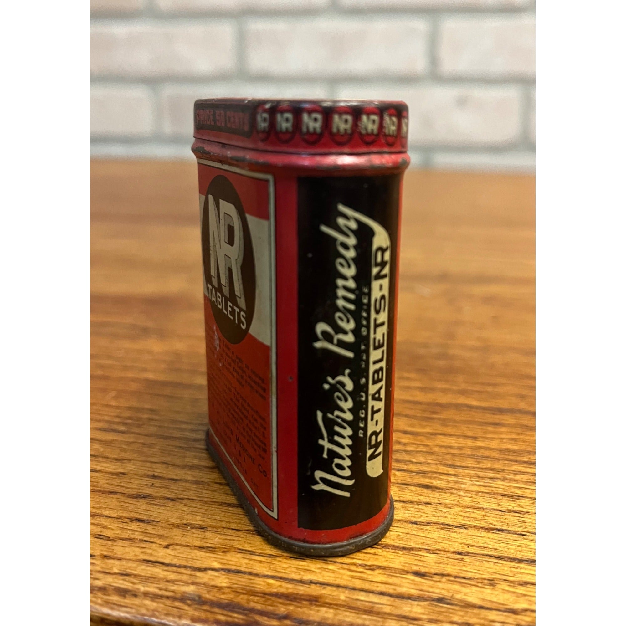 Vintage Tin Nature's Remedy NR Tablets Medicine Drug Store Advertising Can