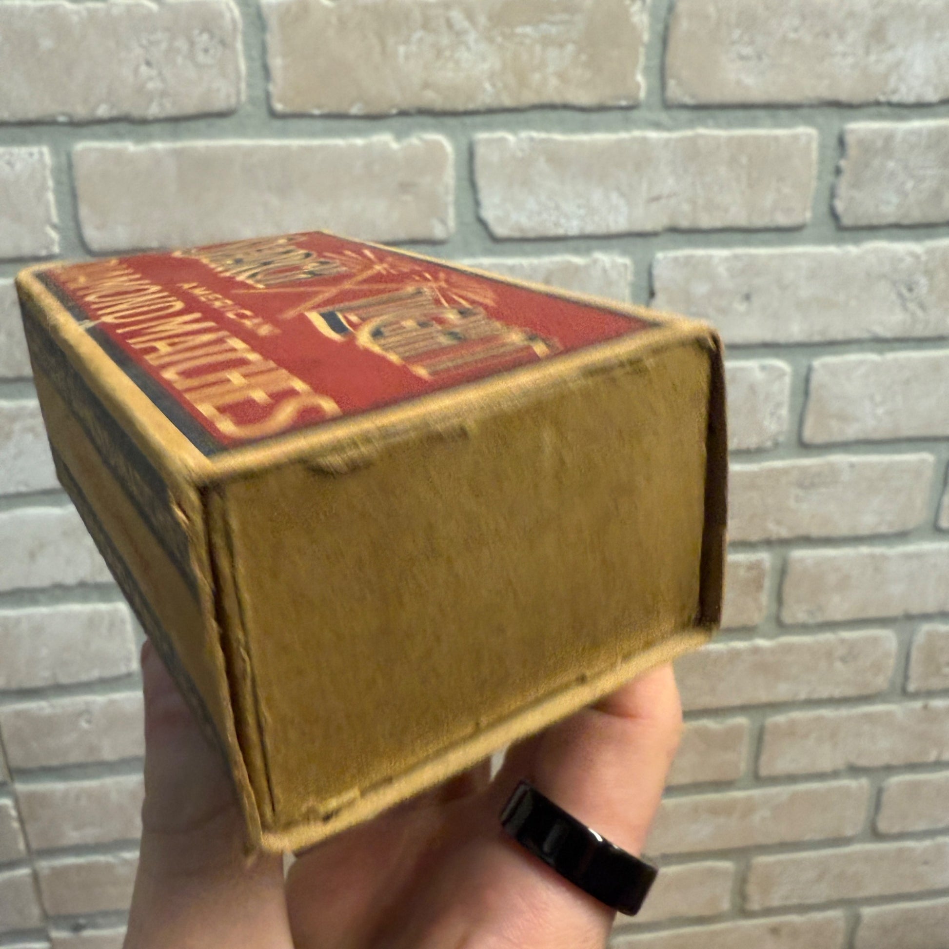 Vintage Searchlight Matches Advertising Match Box w/ Matches Grocery Decor NOS?