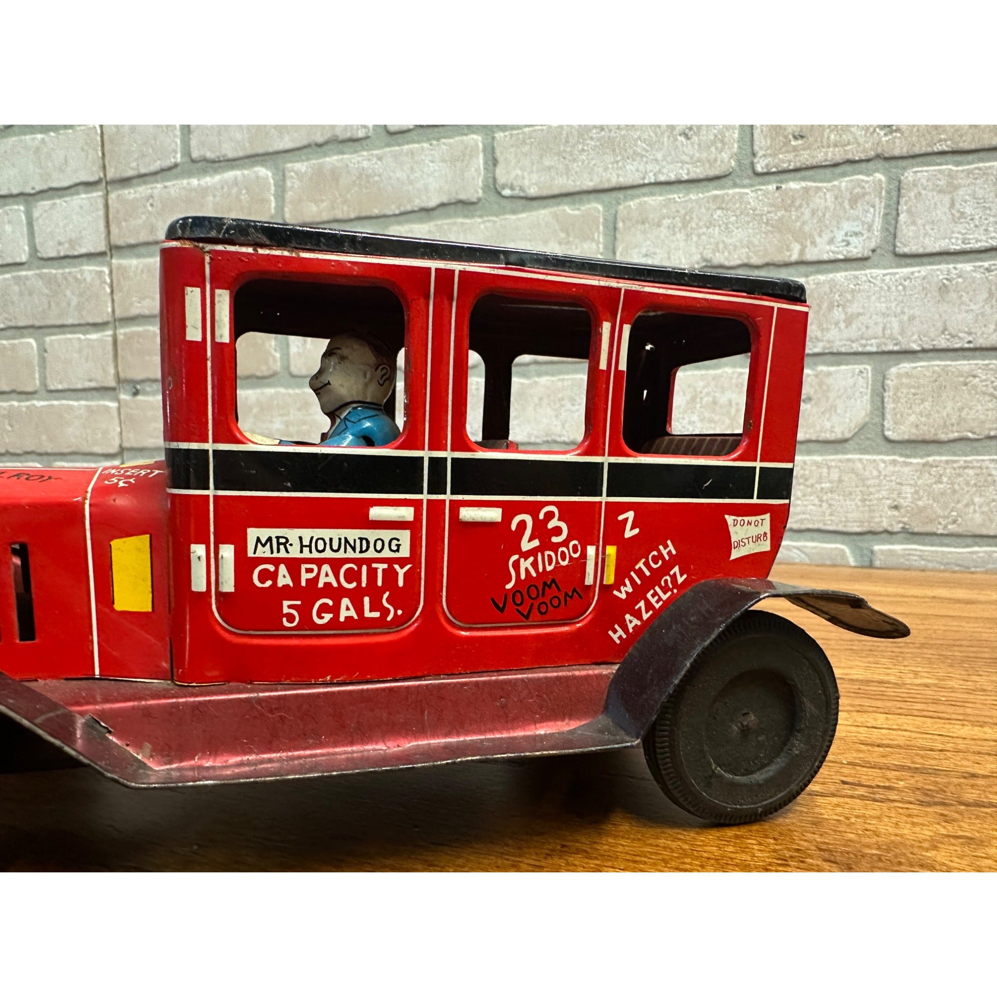 Marx Line Mar Tin Campus Express Mr. Houndog Jalopy Car - 1960's Japan